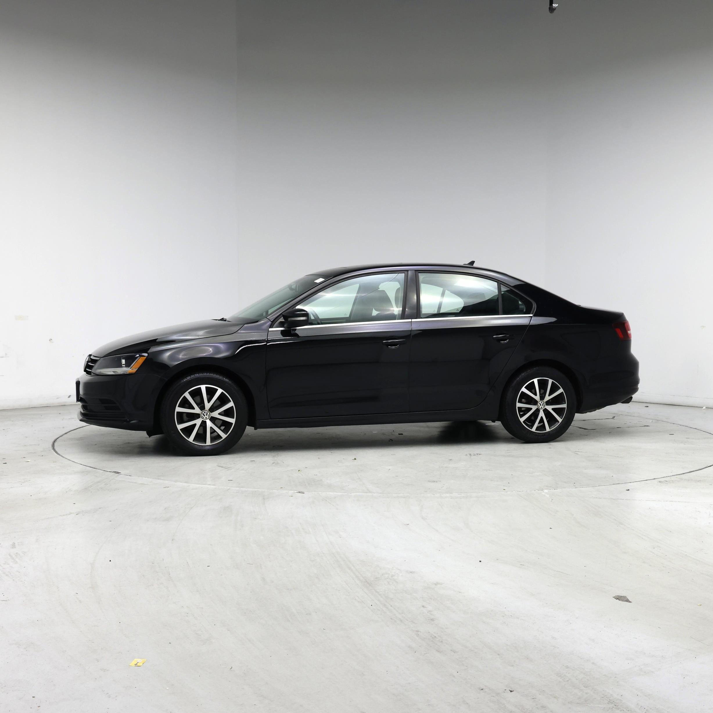 Thumbnail: 2017 Volkswagen Jetta - 3