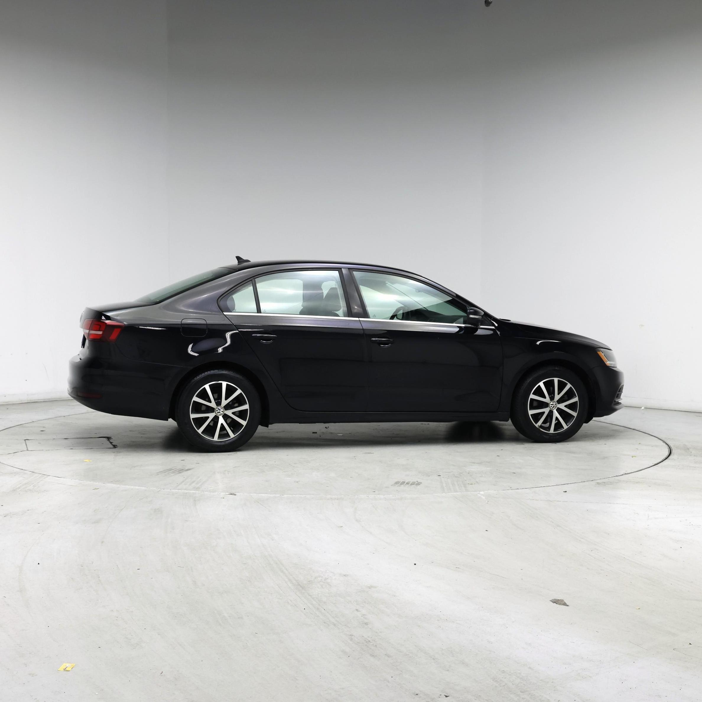Thumbnail: 2017 Volkswagen Jetta - 7