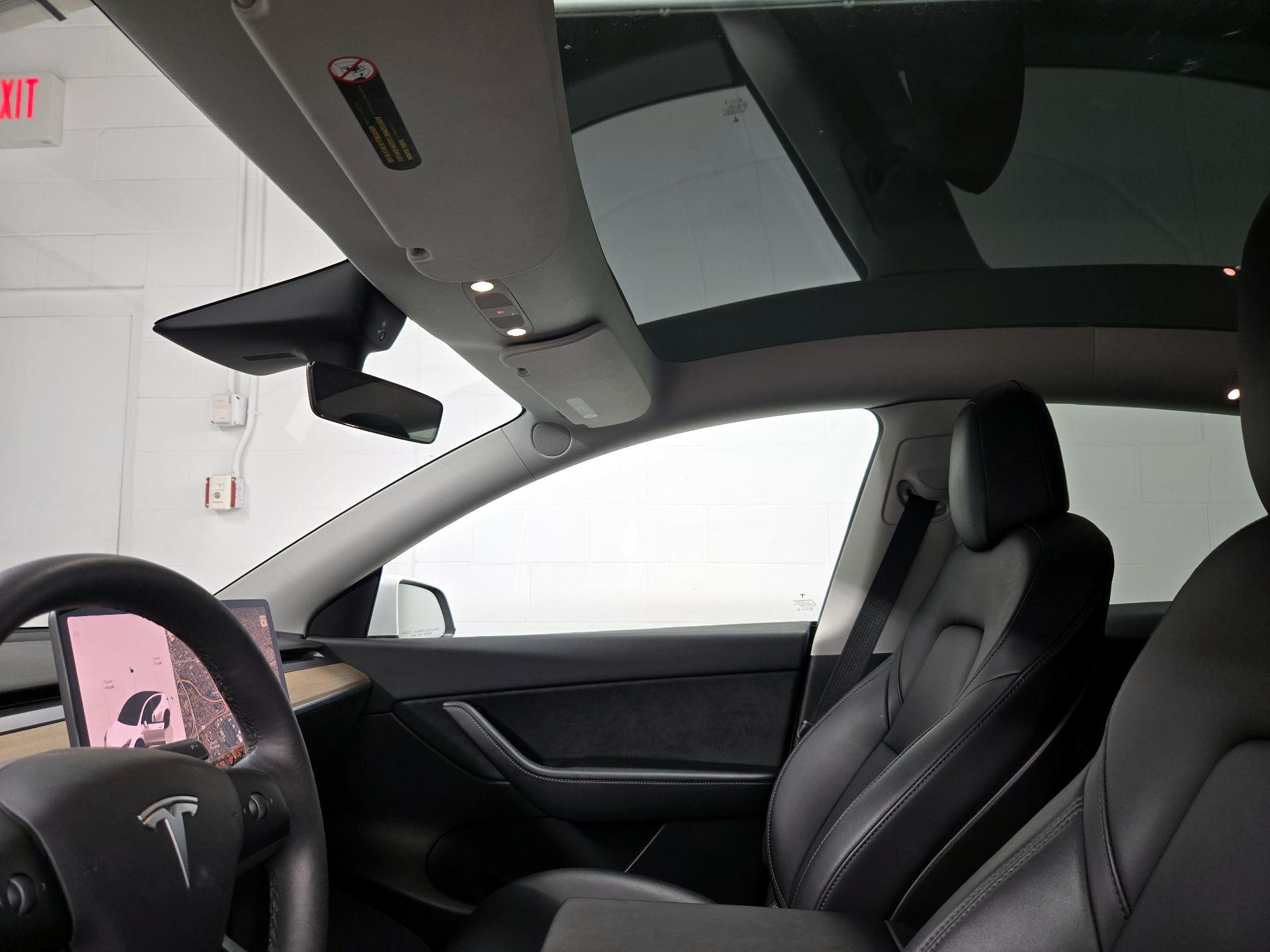 Thumbnail: 2022 Tesla Model Y - 18