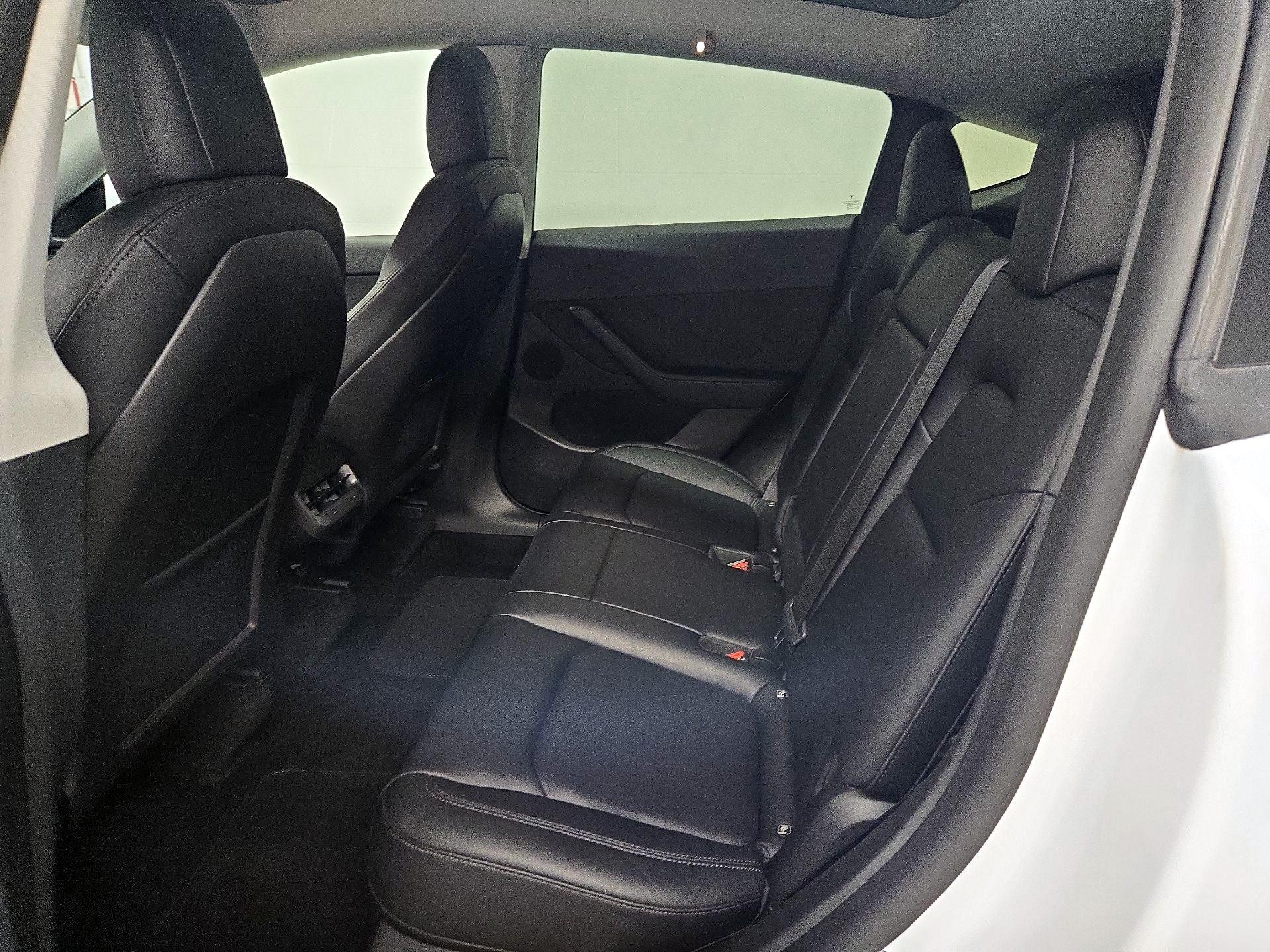 Thumbnail: 2022 Tesla Model Y - 19
