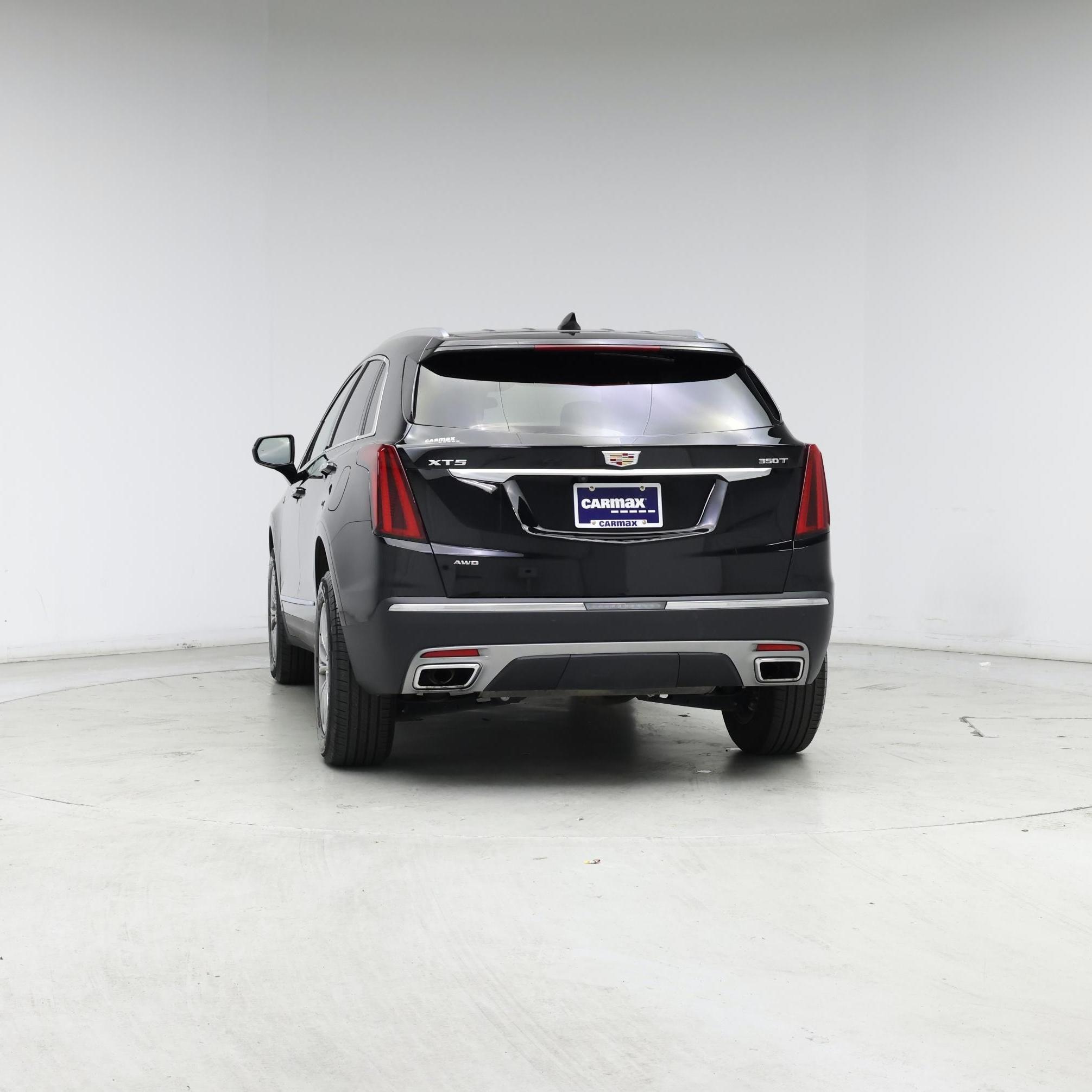 Thumbnail: 2023 Cadillac XT5 - 6