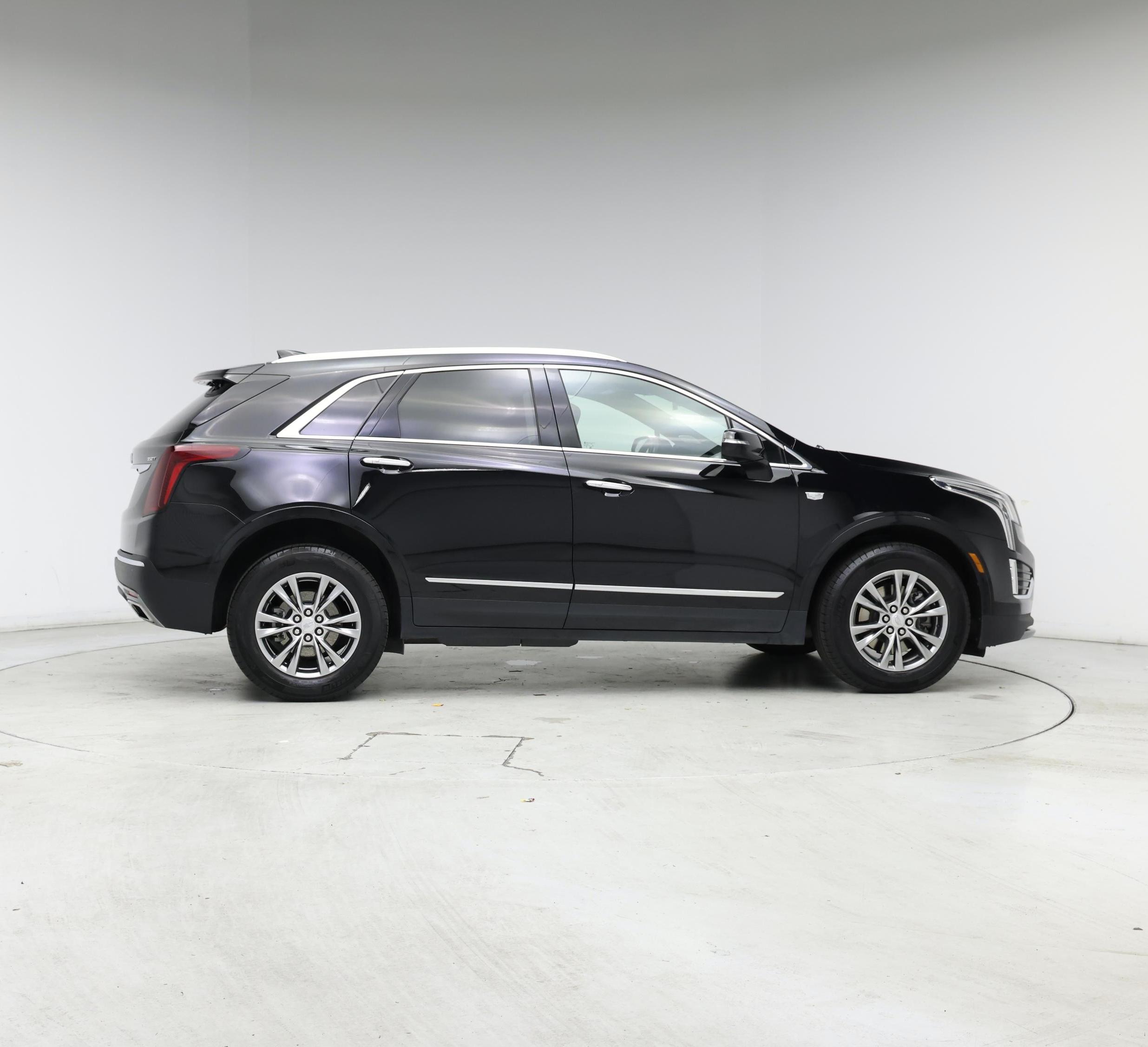 Thumbnail: 2023 Cadillac XT5 - 7