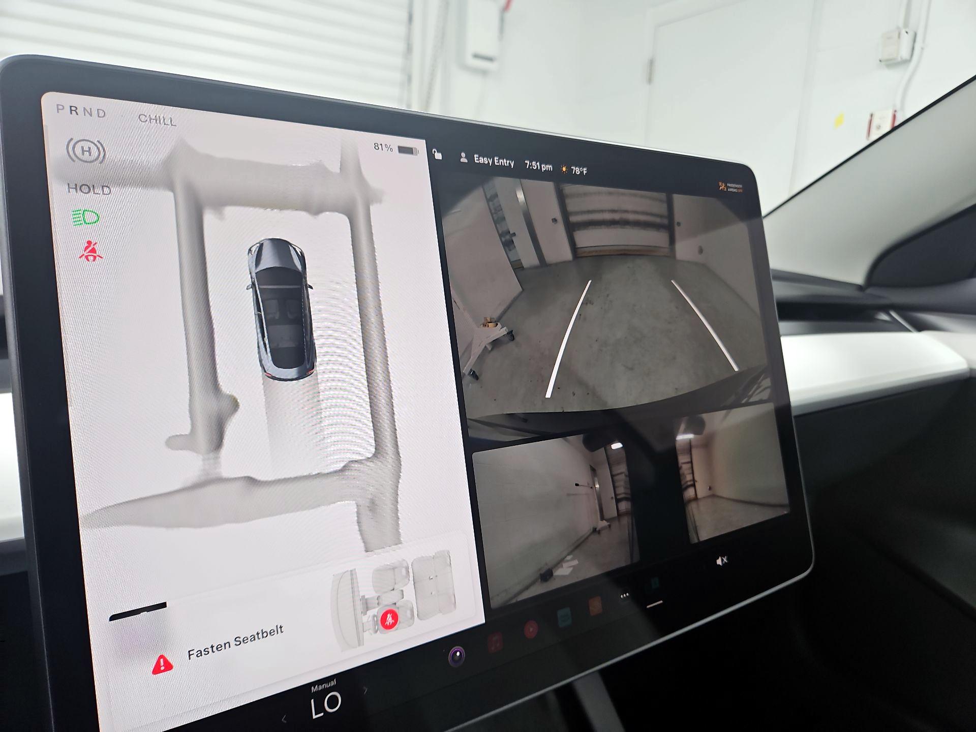 Thumbnail: 2023 Tesla Model 3 - 14