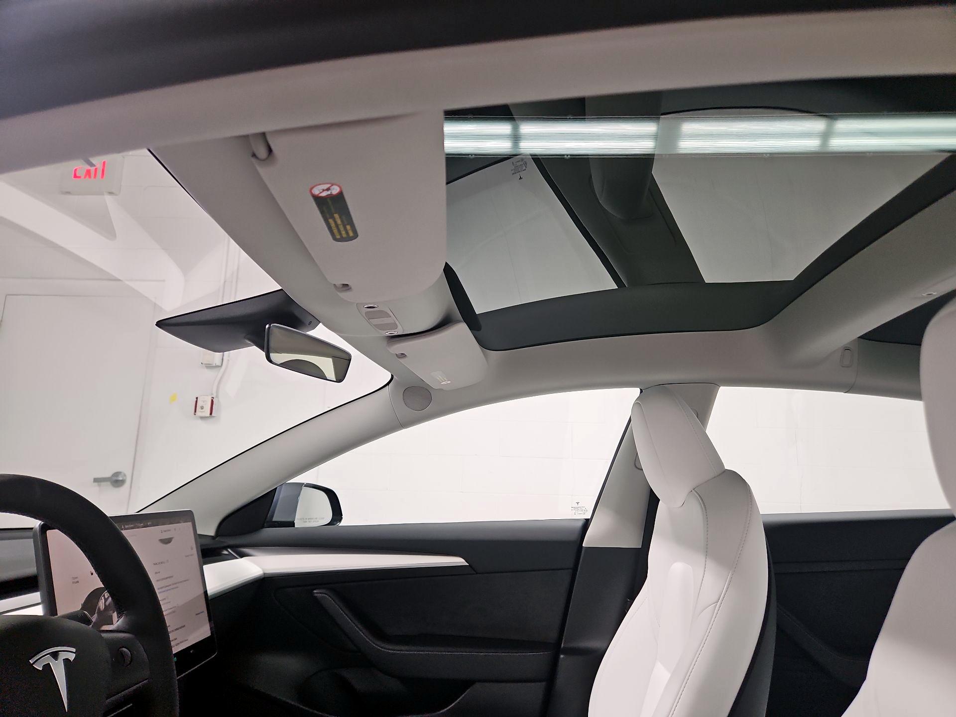 Thumbnail: 2023 Tesla Model 3 - 18