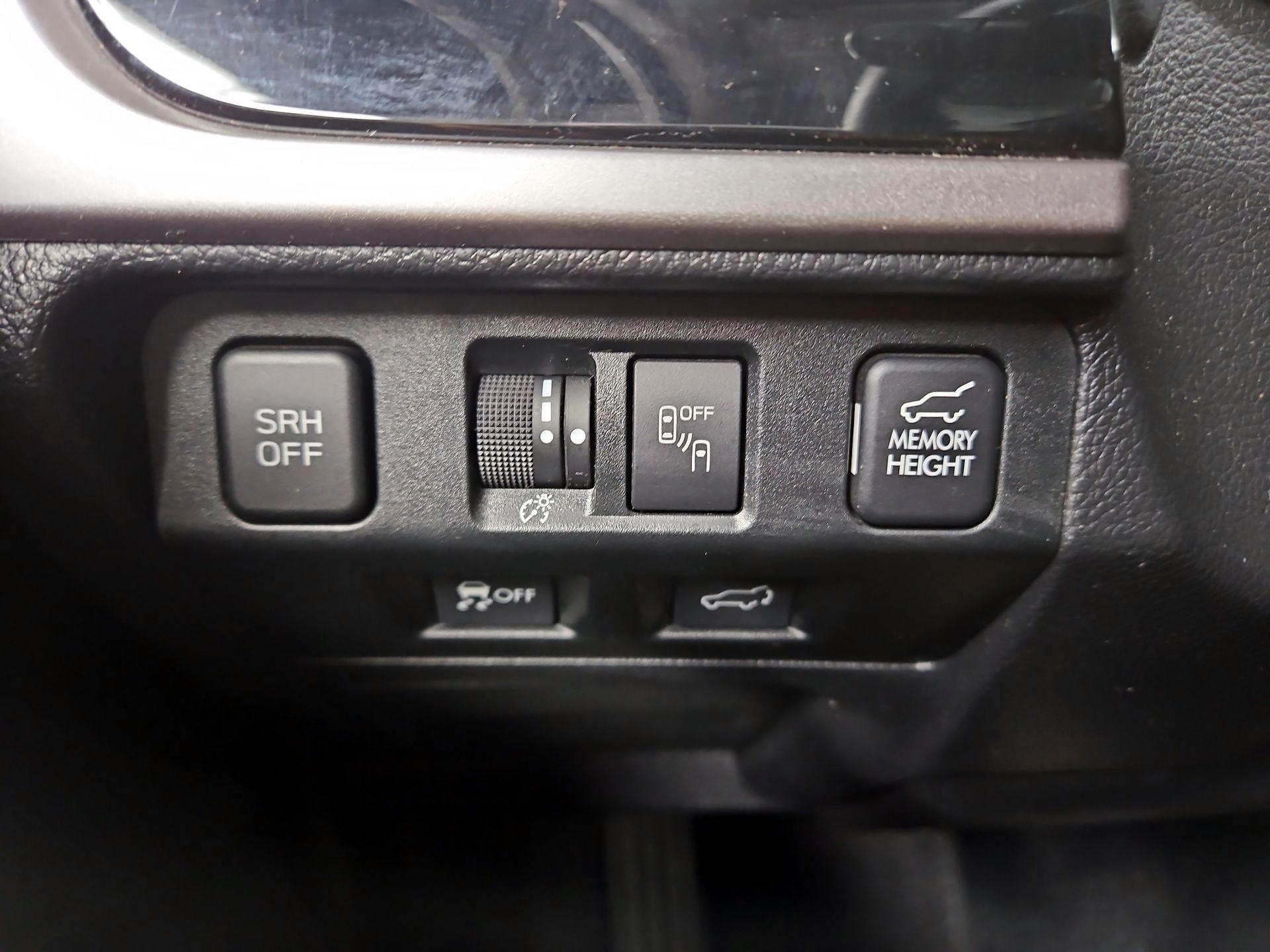 Thumbnail: 2017 Subaru Forester - 13