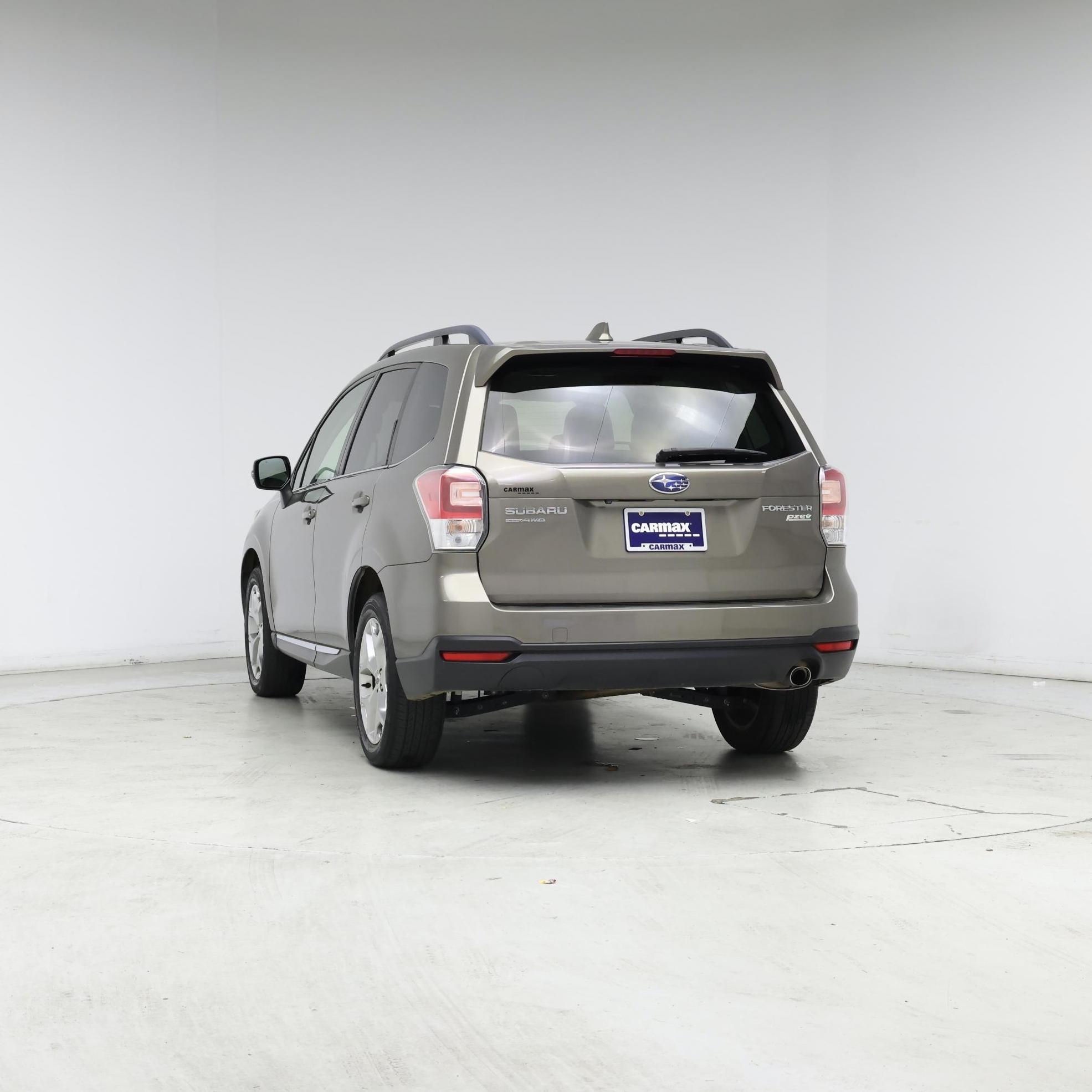 Thumbnail: 2017 Subaru Forester - 6
