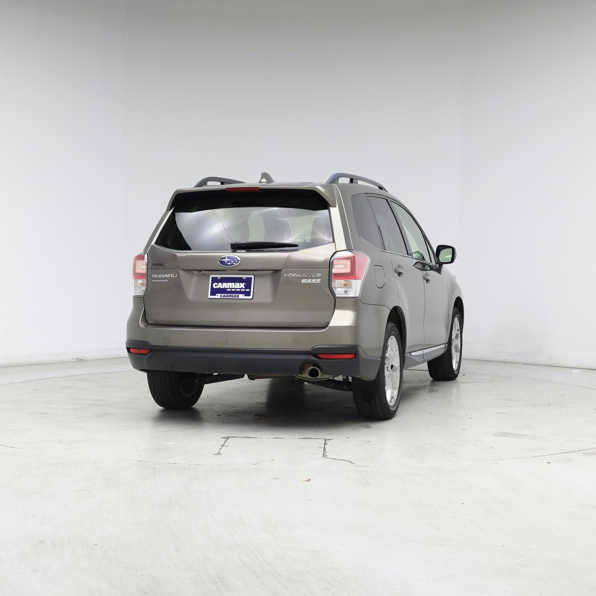 Thumbnail: 2017 Subaru Forester - 8