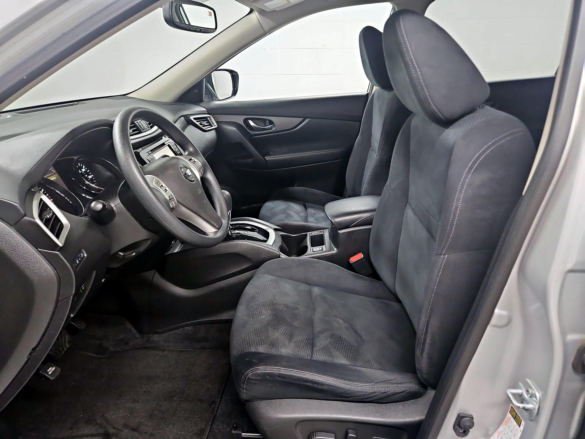 Thumbnail: 2016 Nissan Rogue - 11