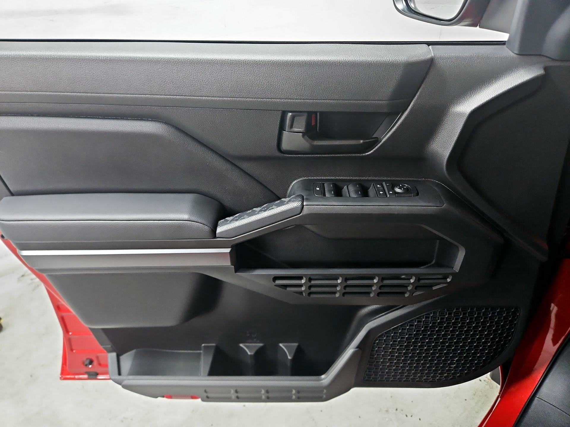 Thumbnail: 2024 Toyota Tacoma - 12