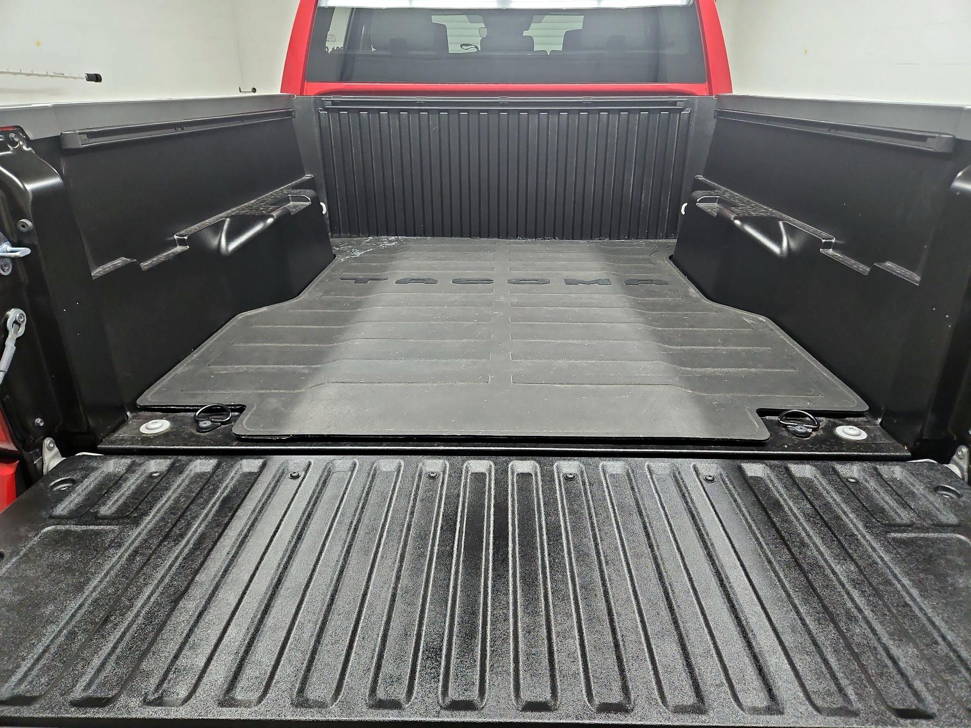Thumbnail: 2024 Toyota Tacoma - 20