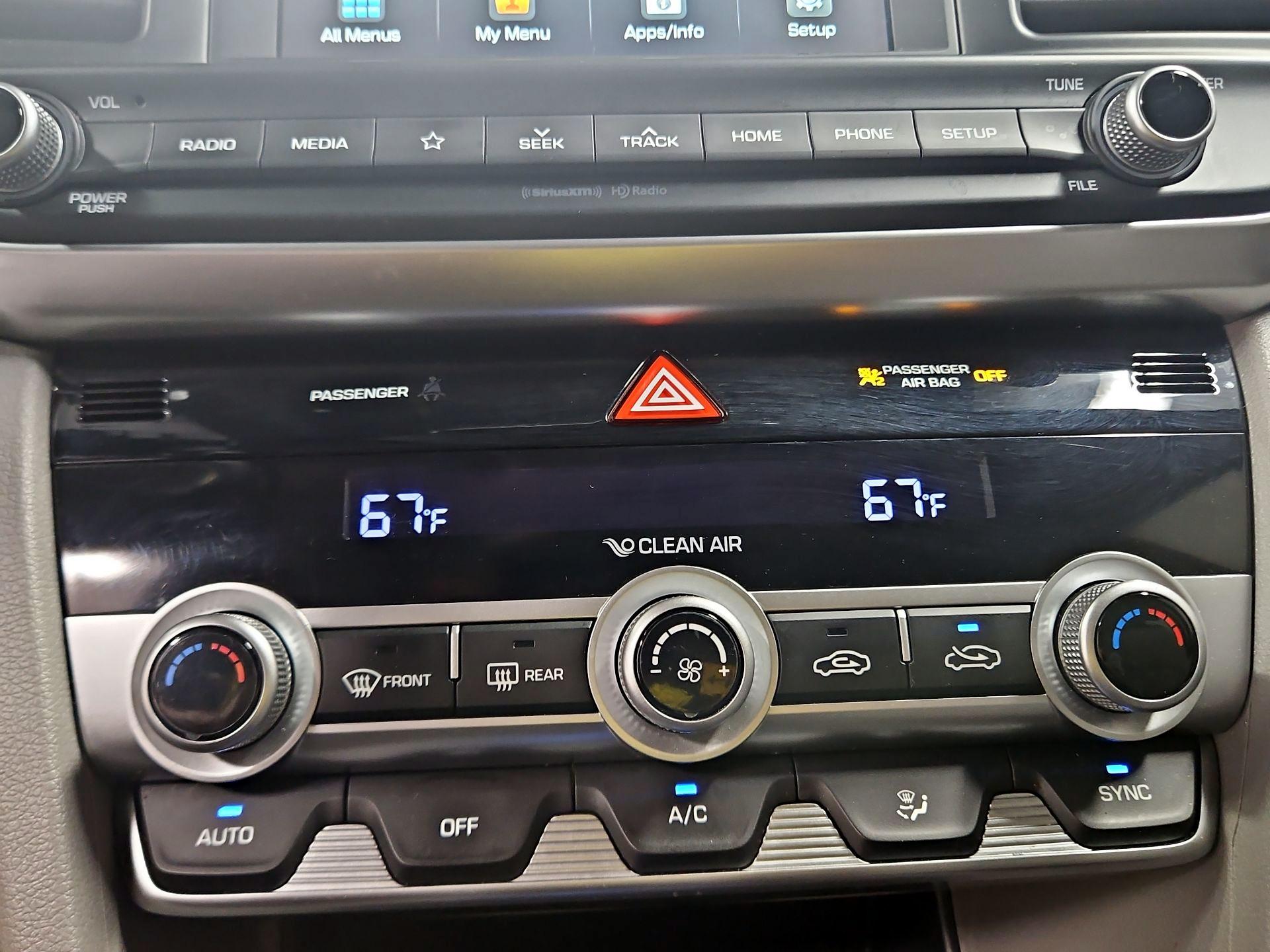 Thumbnail: 2020 Hyundai Elantra - 16