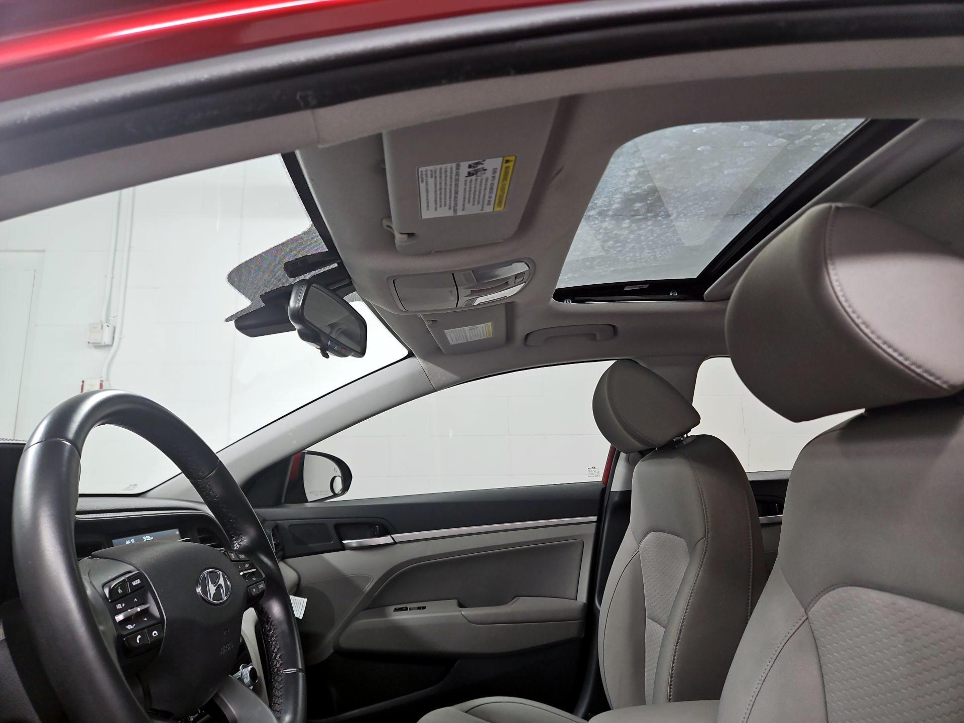 Thumbnail: 2020 Hyundai Elantra - 19