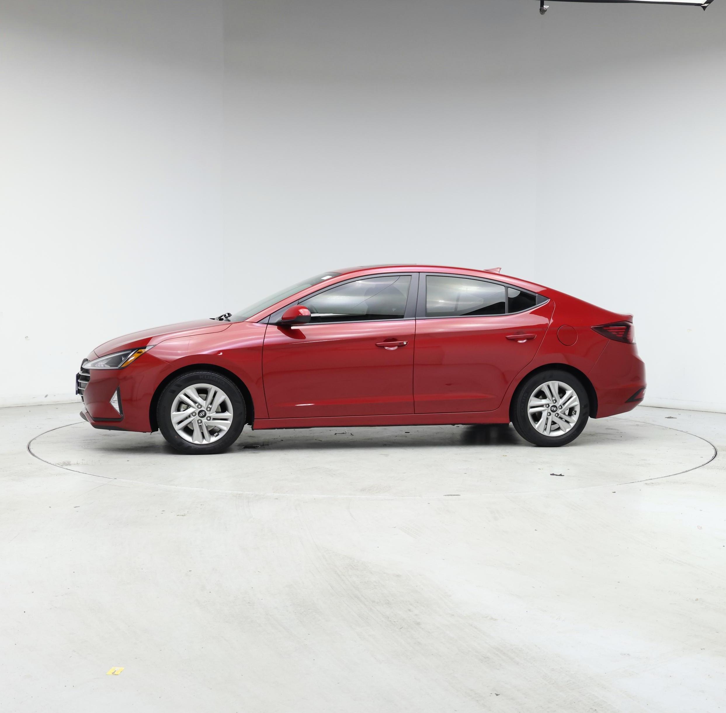 Thumbnail: 2020 Hyundai Elantra - 3