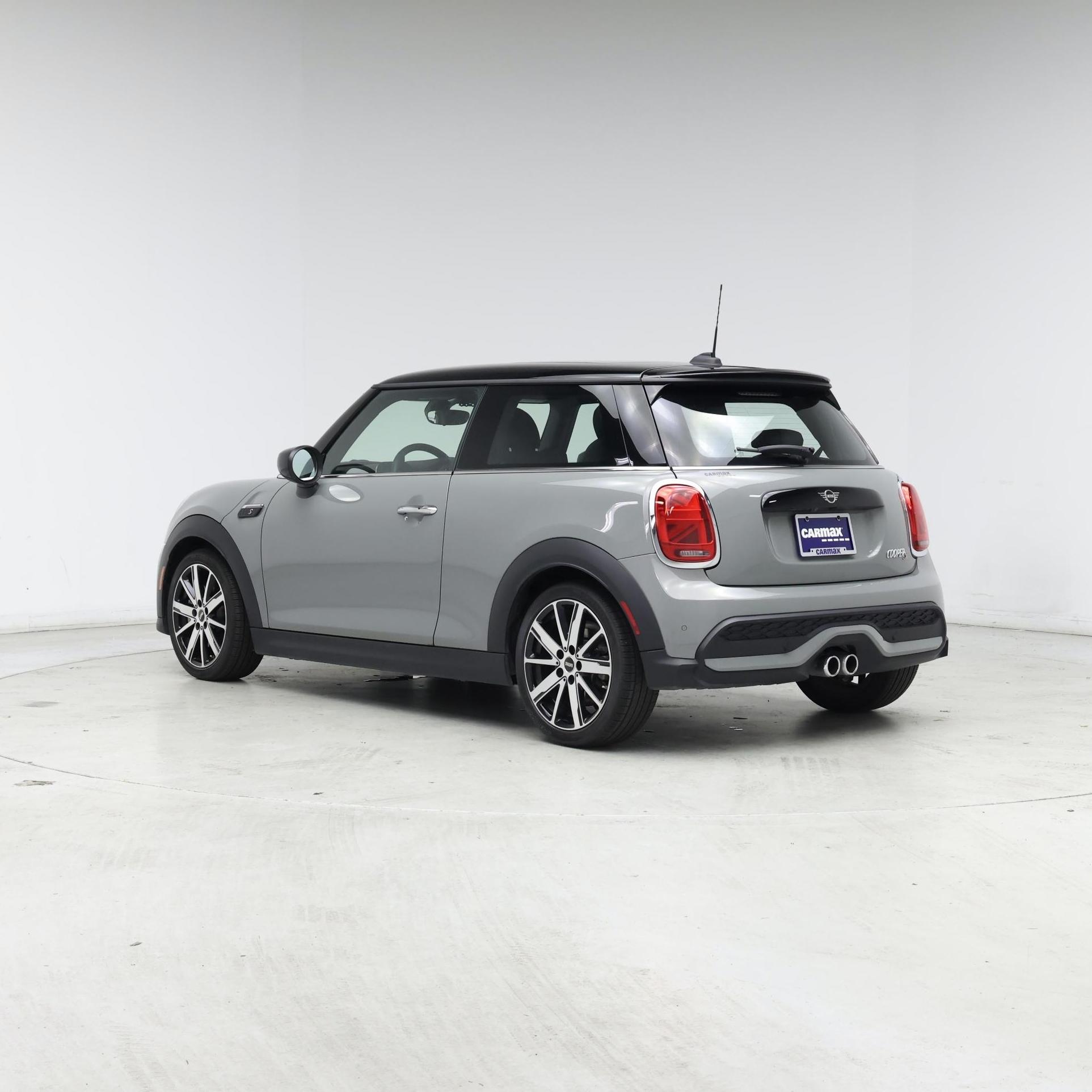 Thumbnail: 2022 MINI Cooper Hardtop - 2