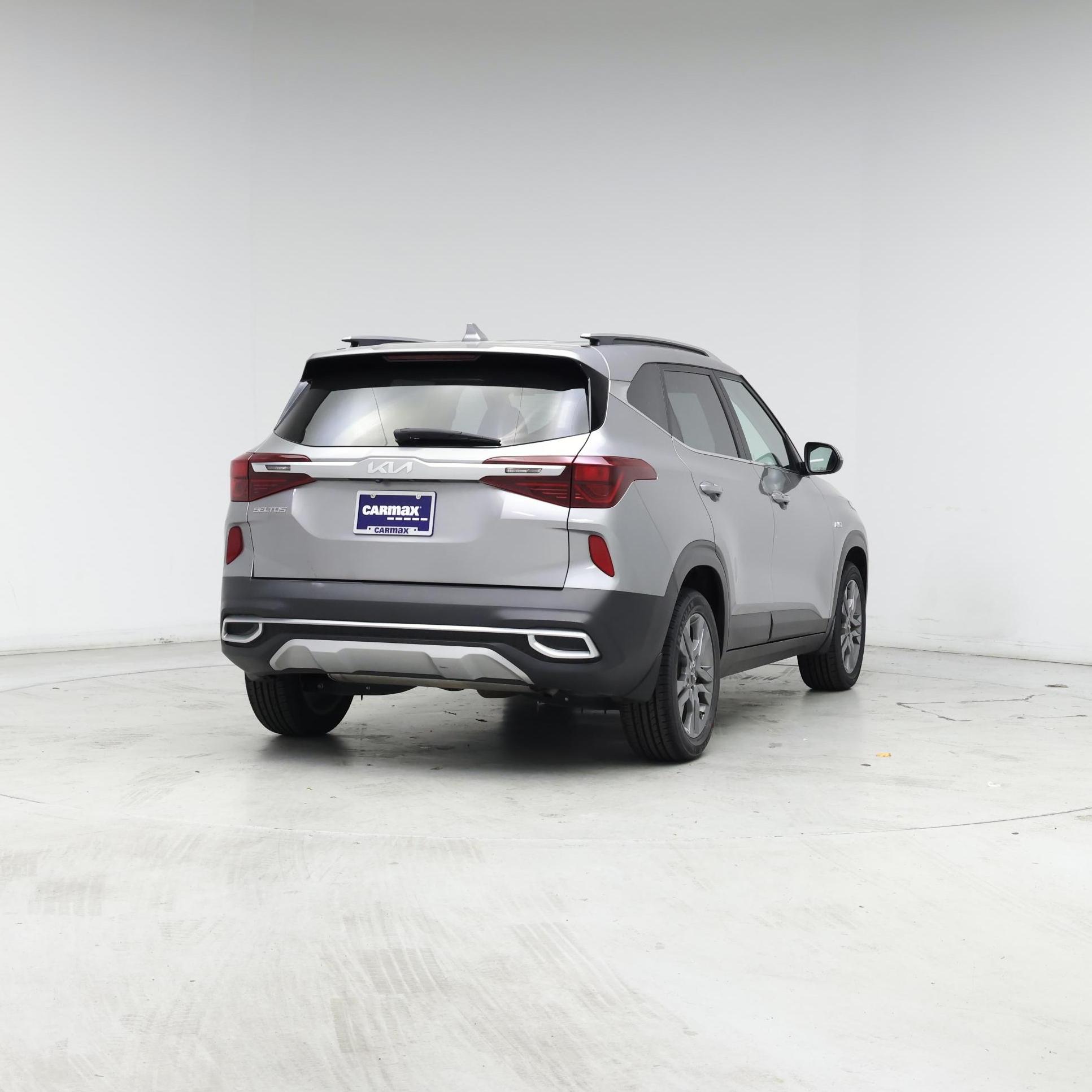 Thumbnail: 2022 Kia Seltos - 8