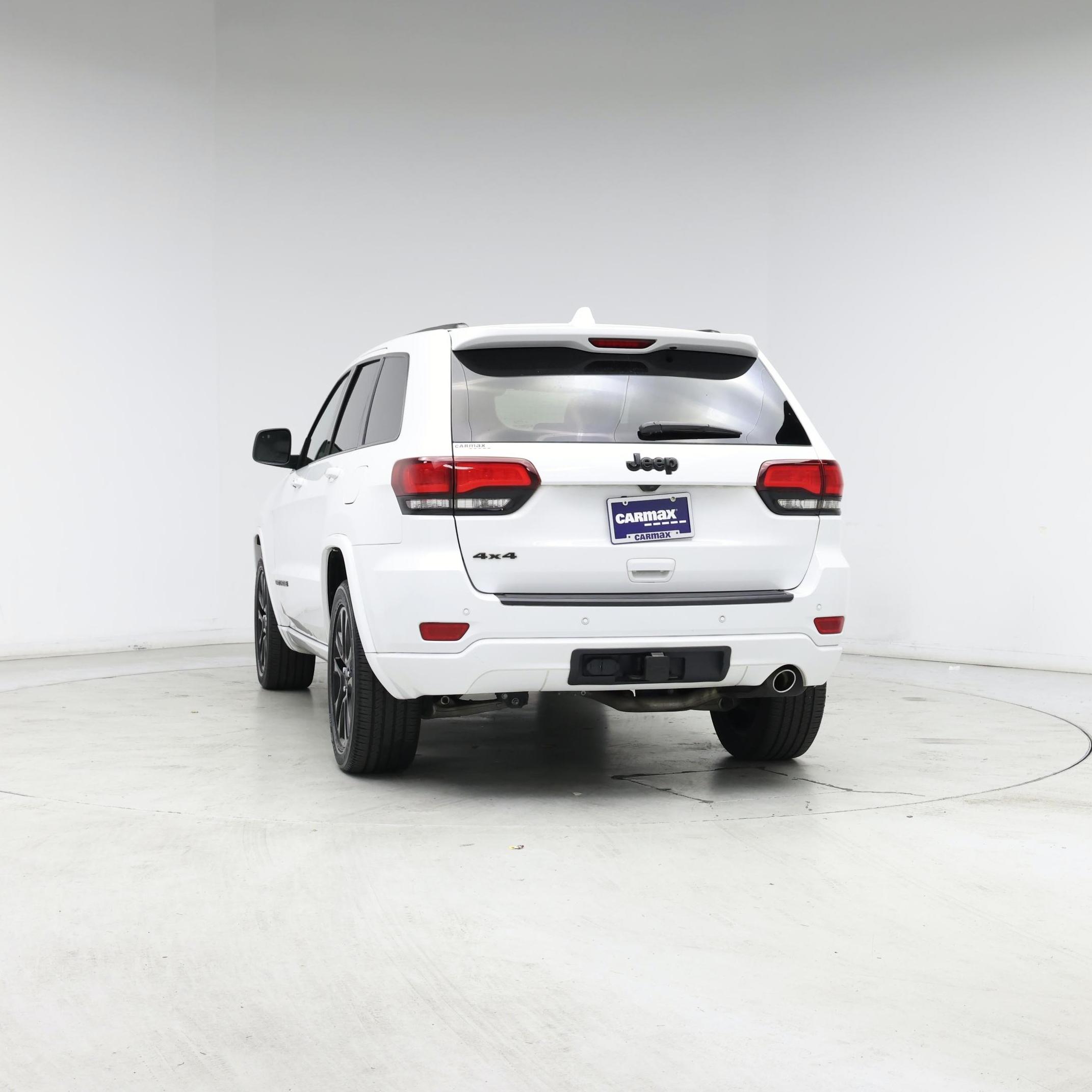 Thumbnail: 2020 Jeep Grand Cherokee - 6