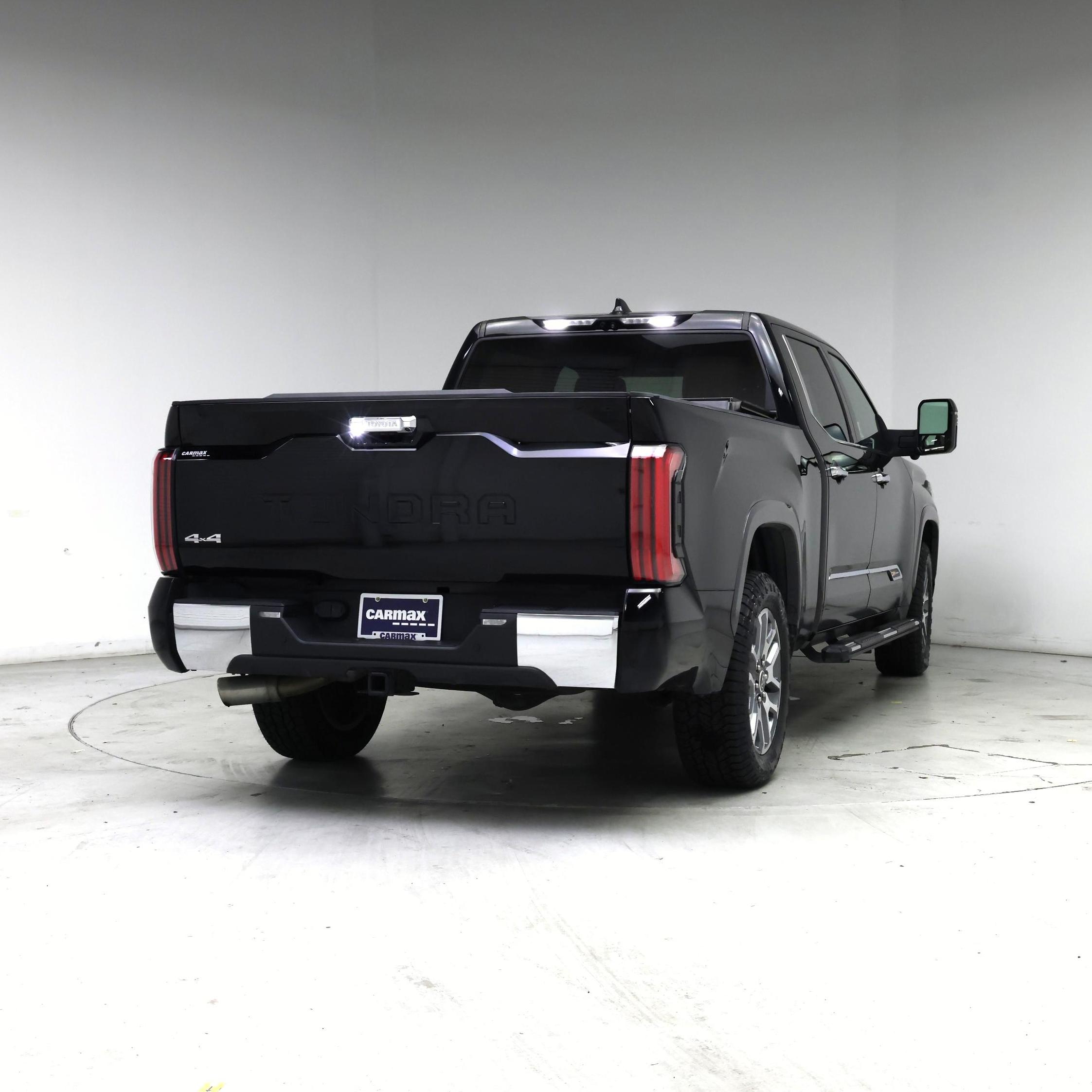 Thumbnail: 2023 Toyota Tundra - 8