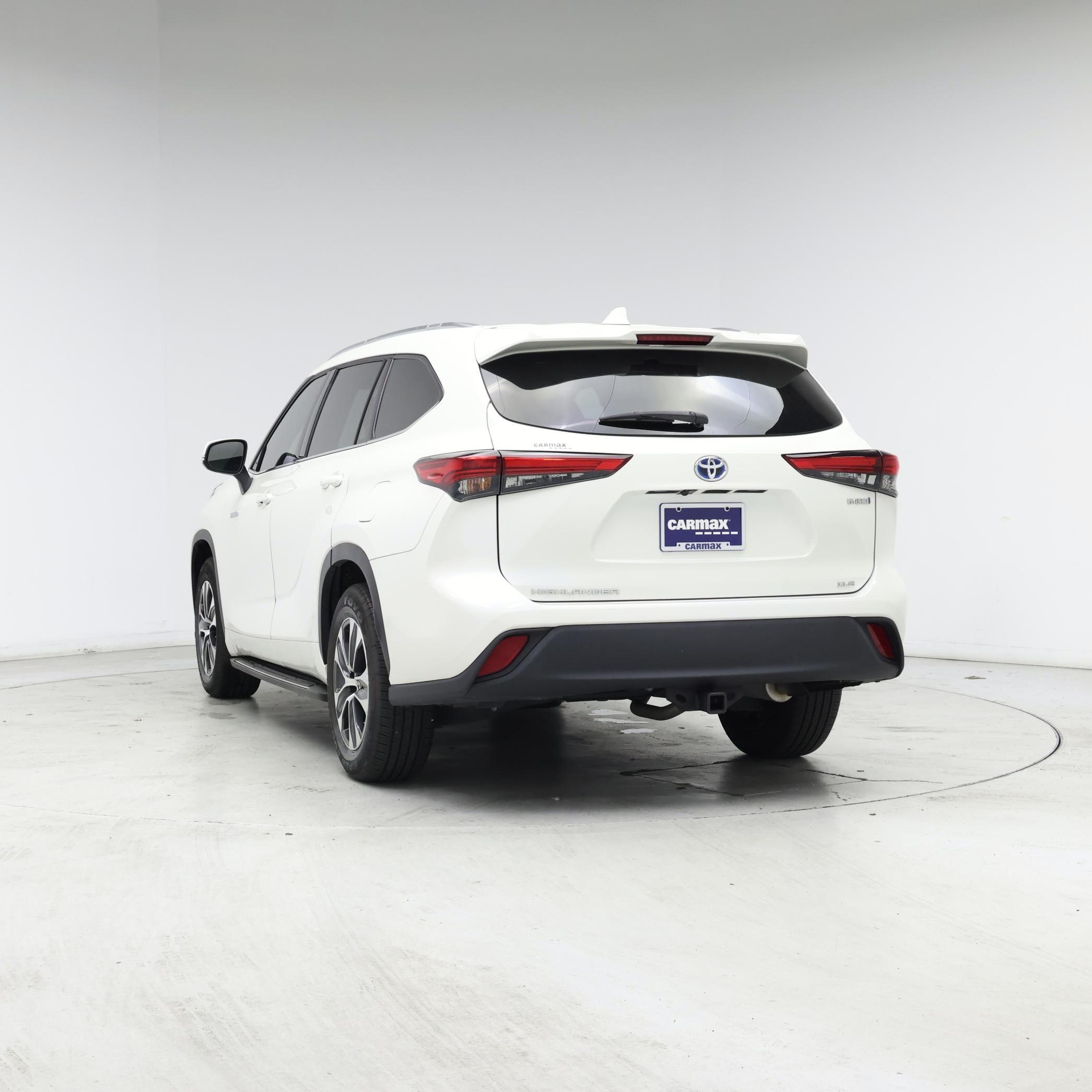 Thumbnail: 2021 Toyota Highlander - 6