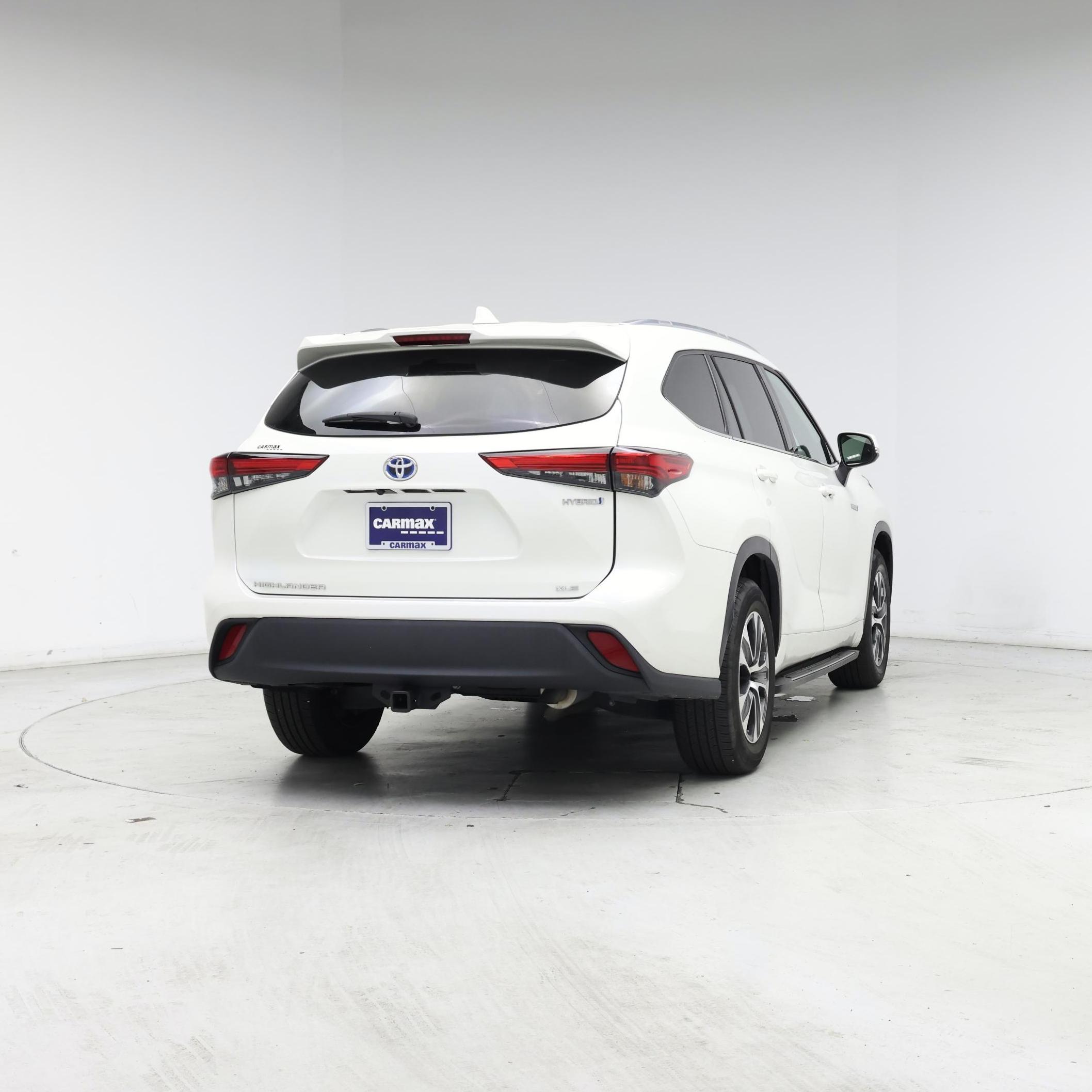 Thumbnail: 2021 Toyota Highlander - 8