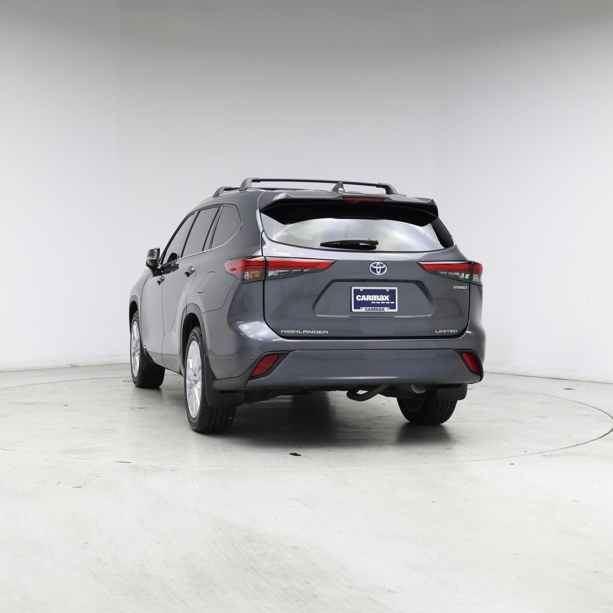 Thumbnail: 2023 Toyota Highlander - 6