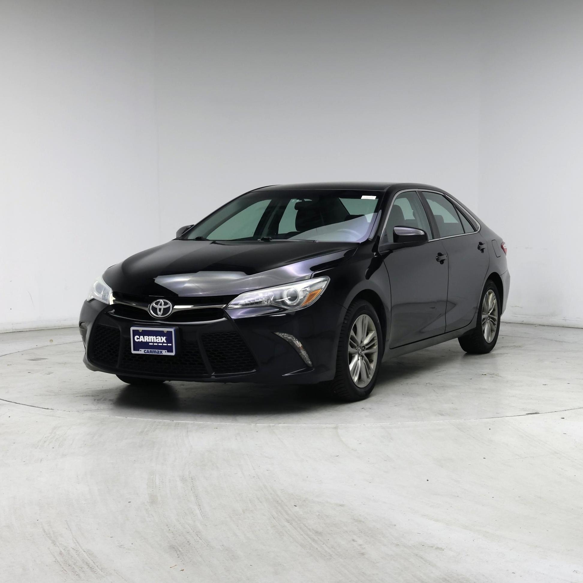 Thumbnail: 2016 Toyota Camry - 4