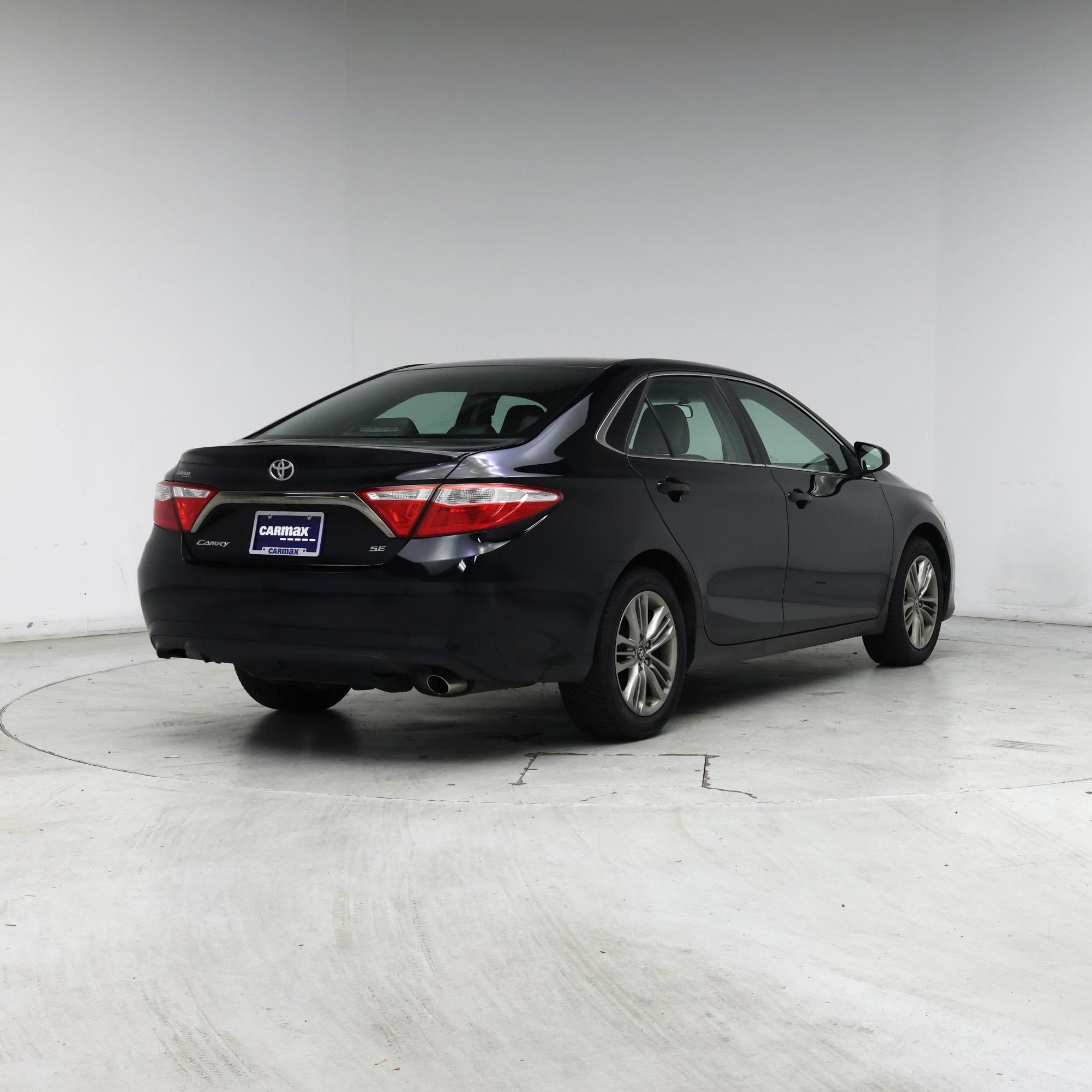 Thumbnail: 2016 Toyota Camry - 8