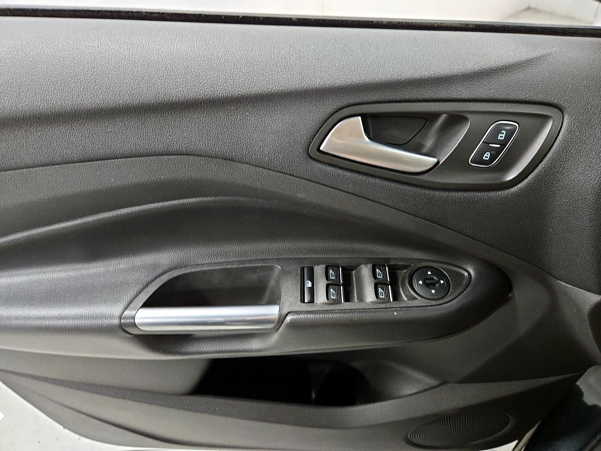 Thumbnail: 2019 Ford Escape - 12