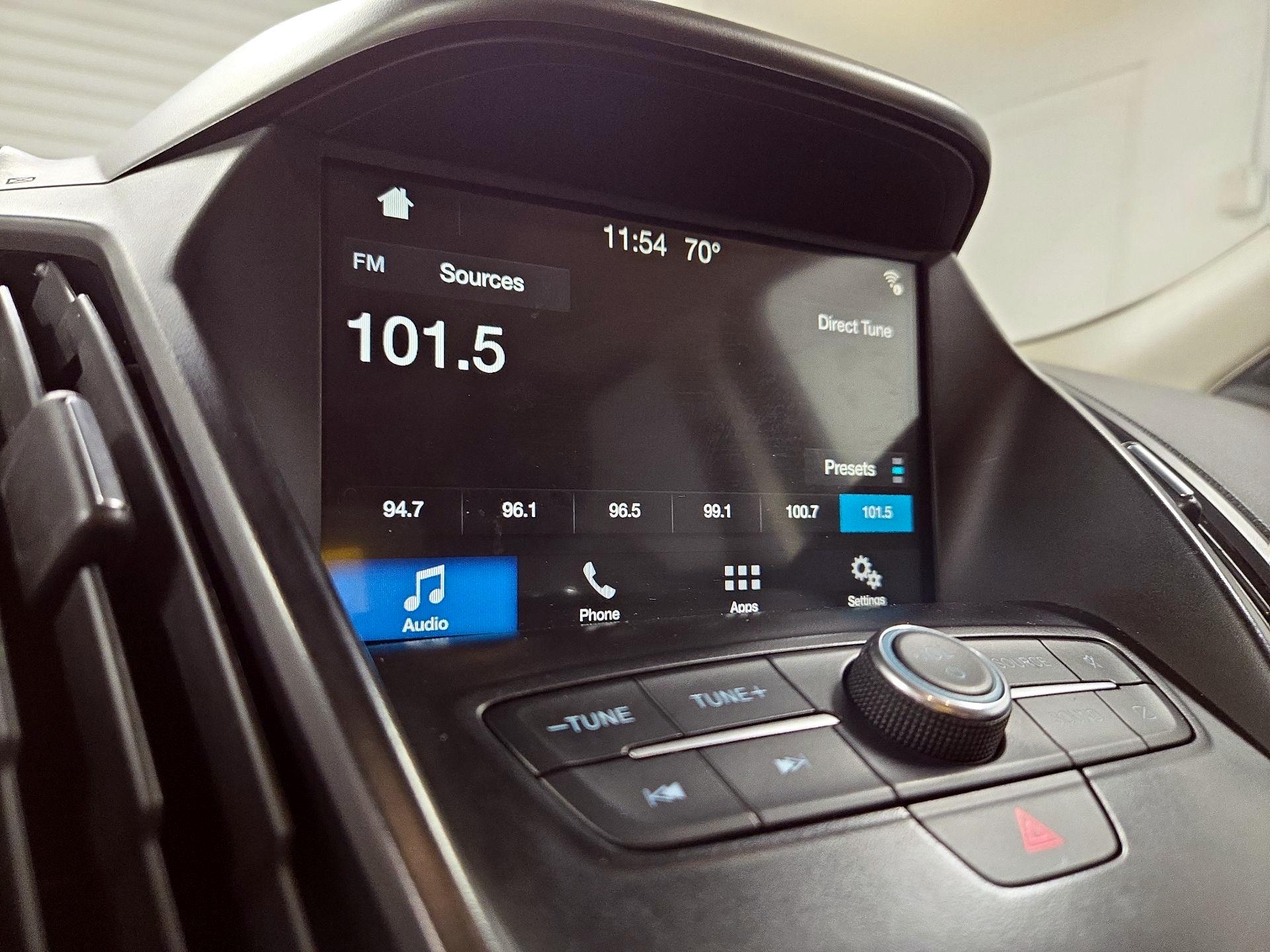 Thumbnail: 2019 Ford Escape - 15