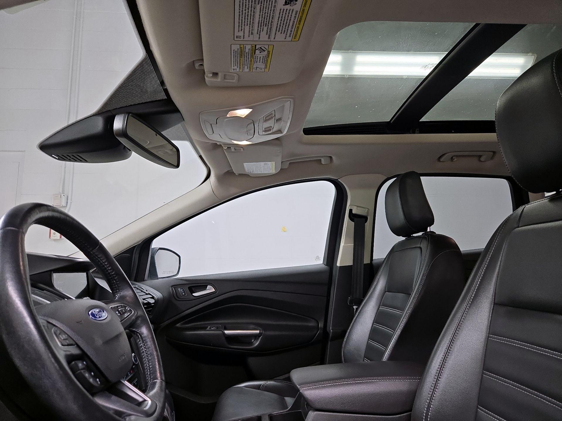 Thumbnail: 2019 Ford Escape - 19