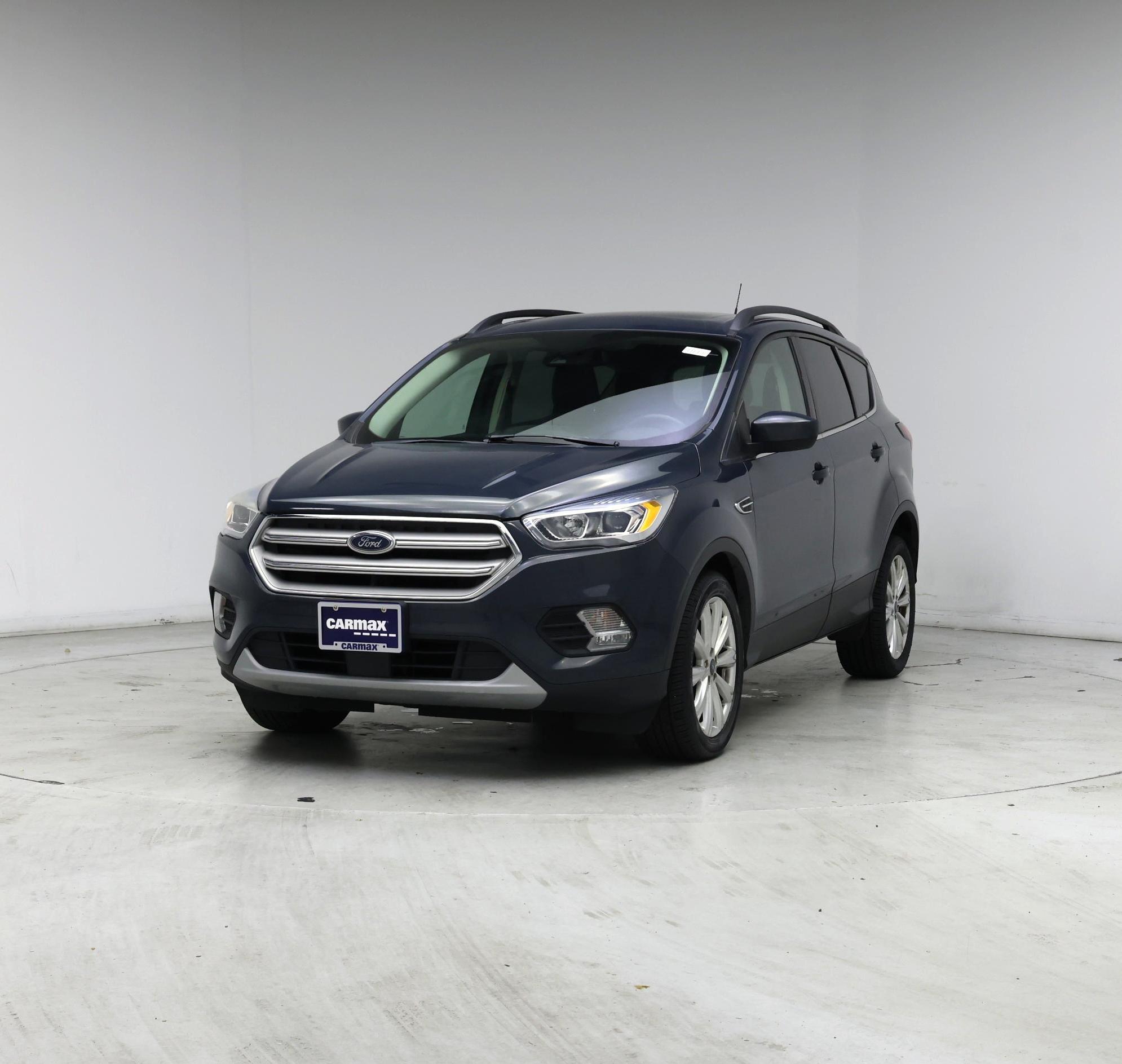 Thumbnail: 2019 Ford Escape - 4