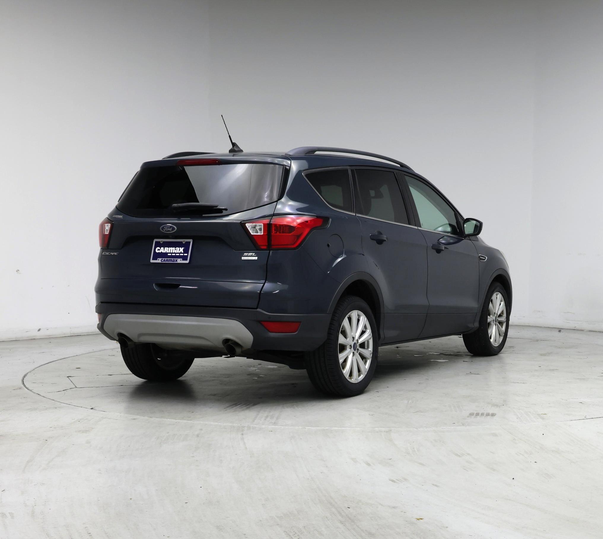 Thumbnail: 2019 Ford Escape - 8