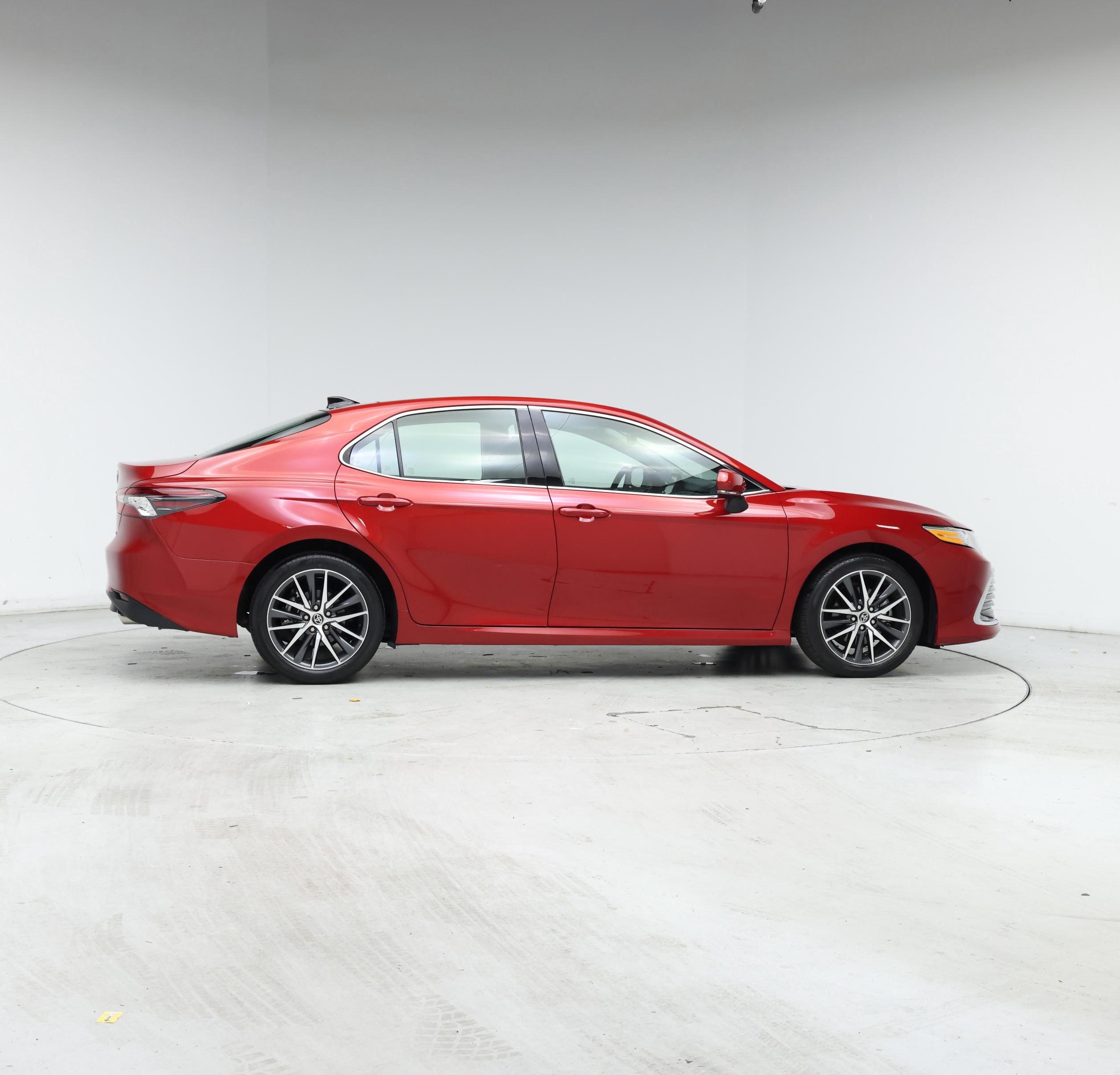 Thumbnail: 2023 Toyota Camry - 7