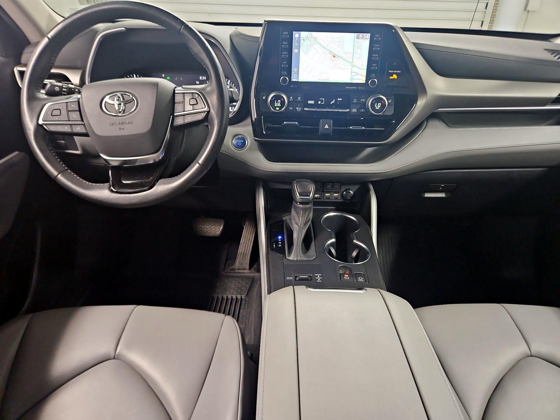 Thumbnail: 2021 Toyota Highlander - 9