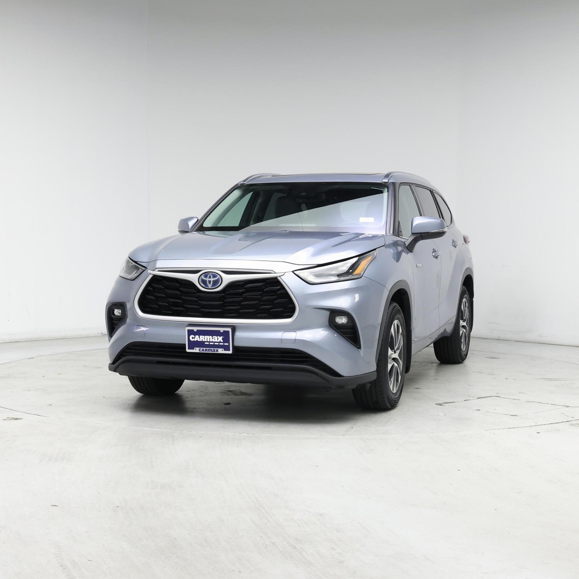 Thumbnail: 2021 Toyota Highlander - 4
