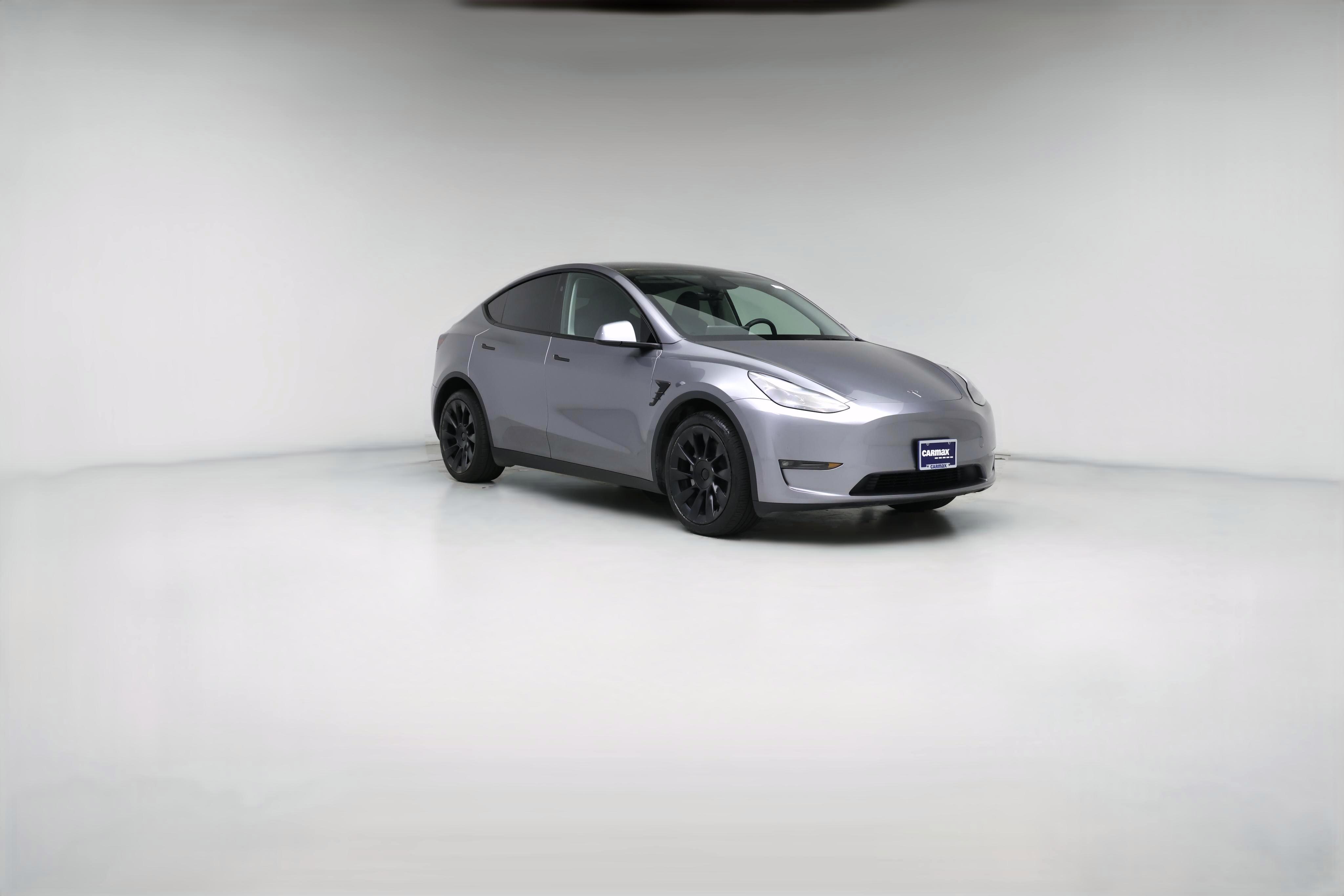 Thumbnail: 2025 Tesla Model Y - 1