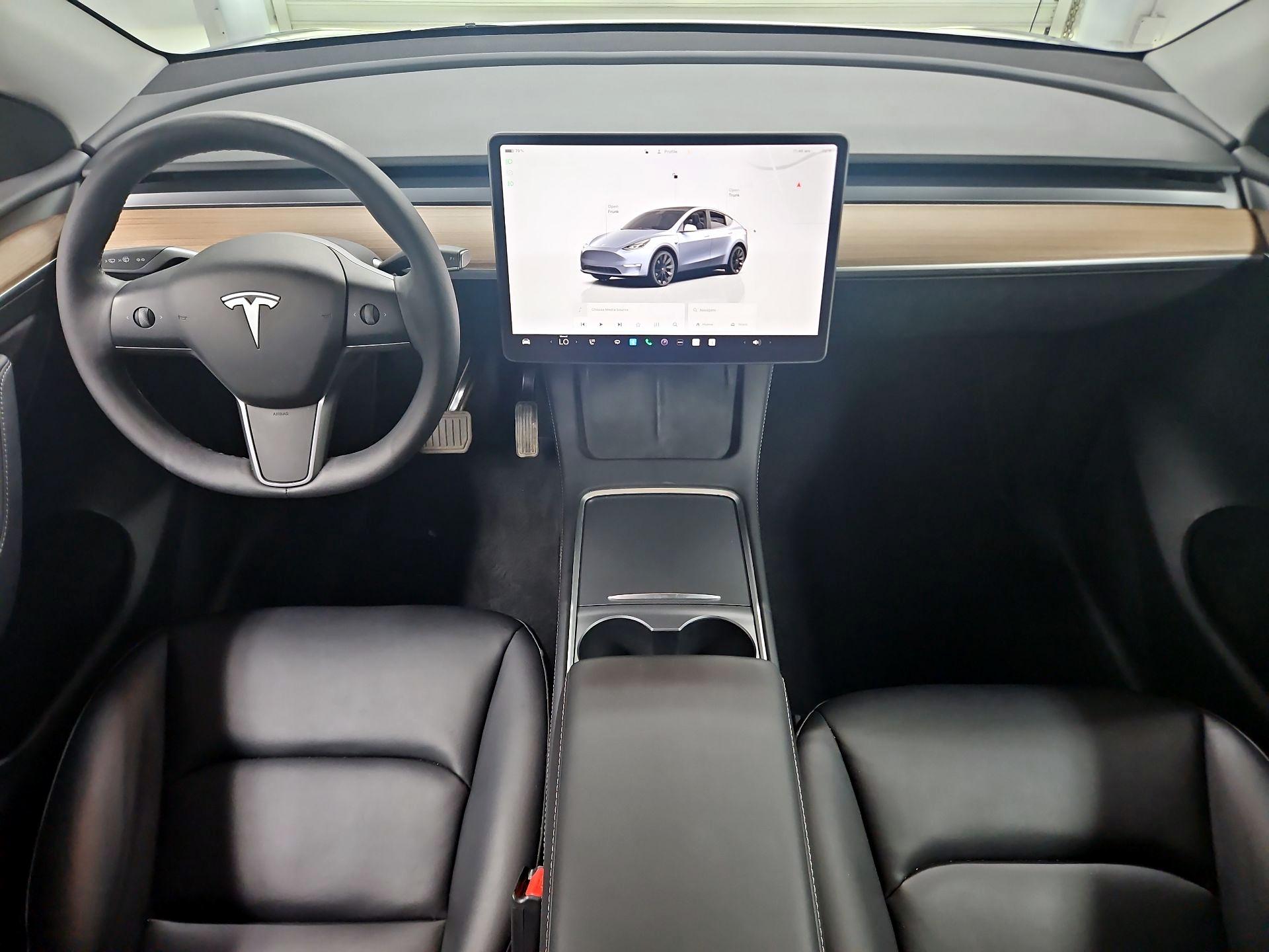 Thumbnail: 2025 Tesla Model Y - 9
