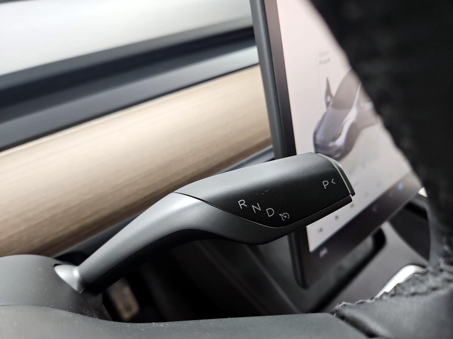 Thumbnail: 2025 Tesla Model Y - 17
