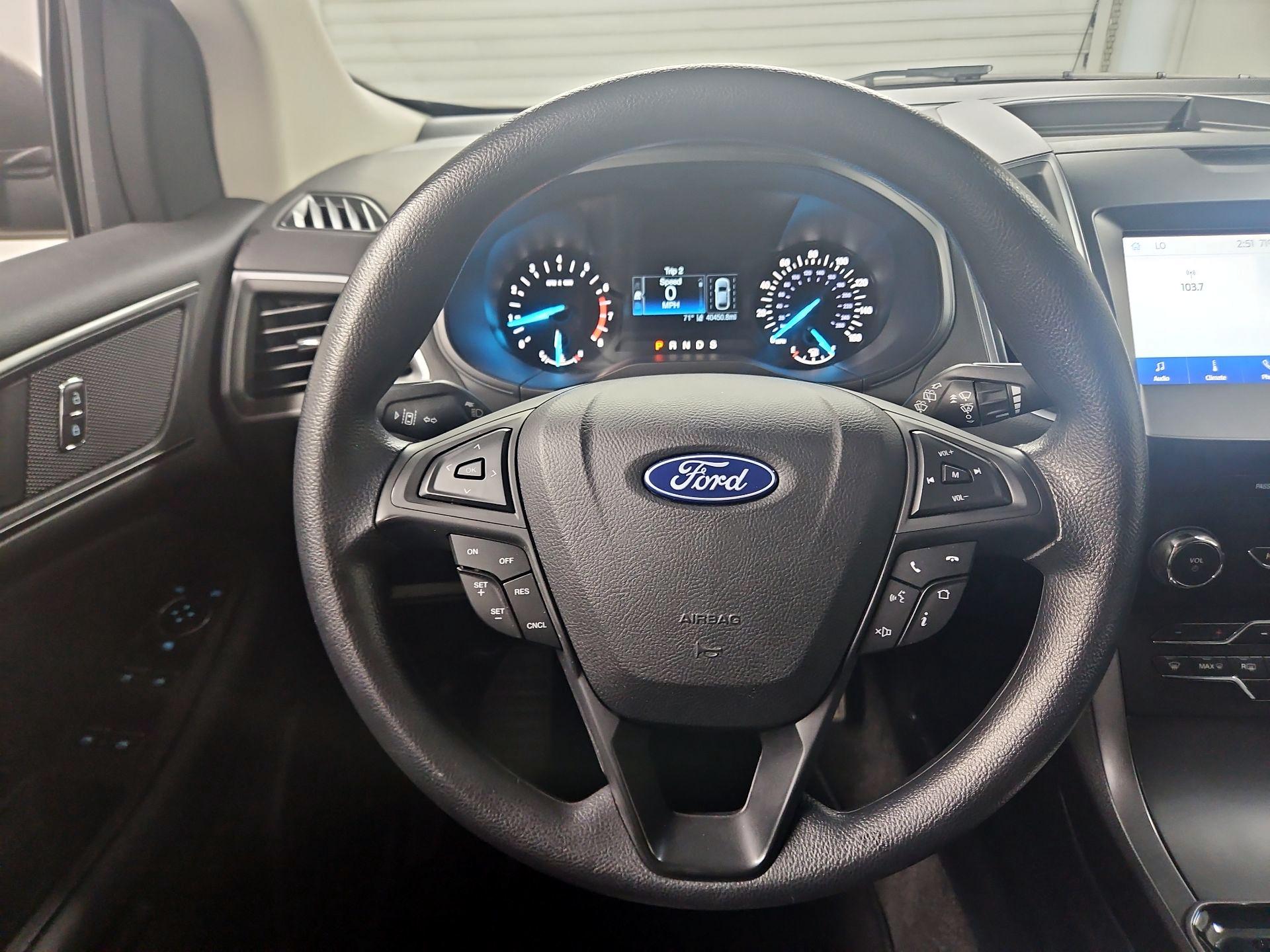 Thumbnail: 2020 Ford Edge - 10
