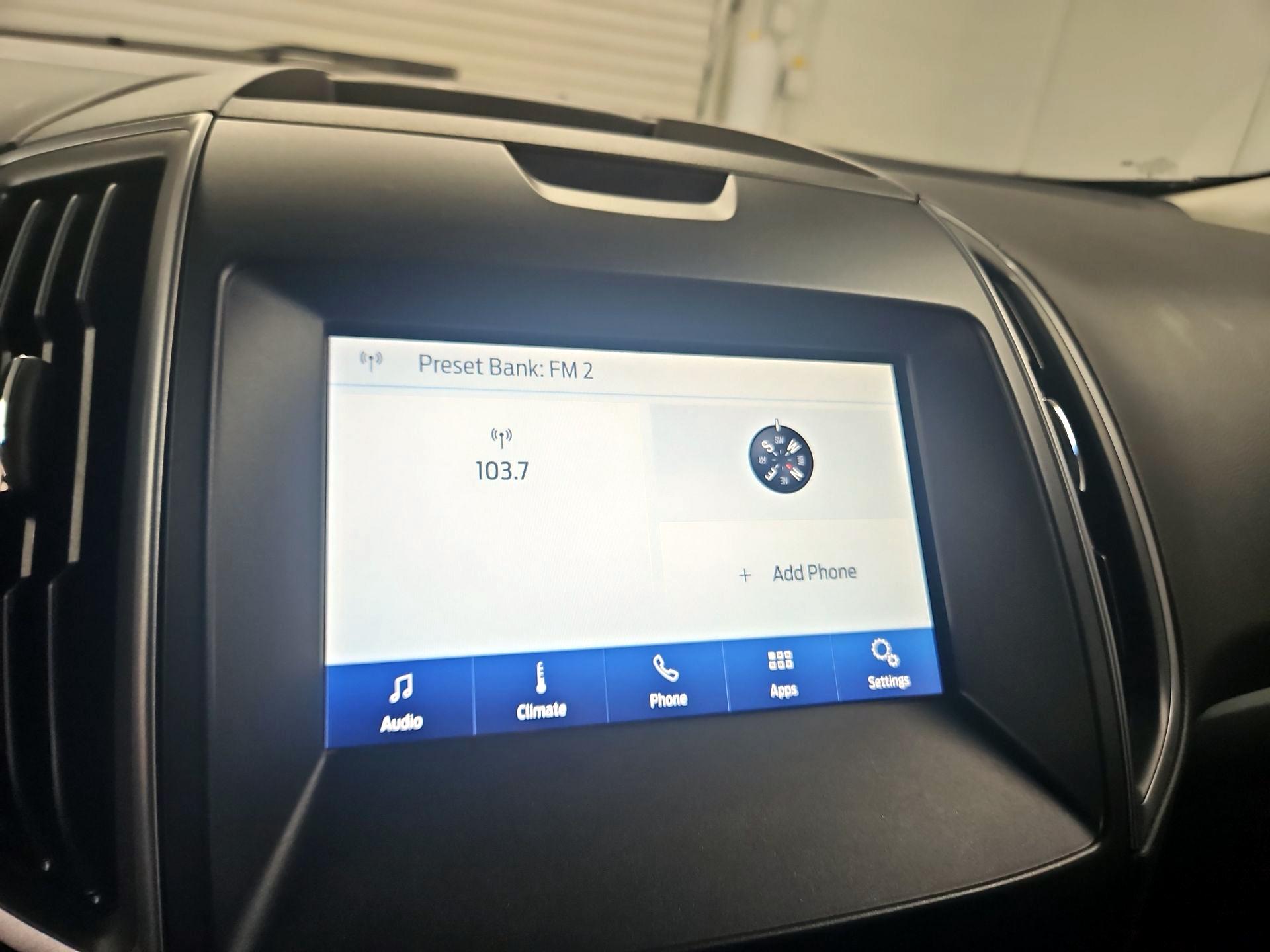 Thumbnail: 2020 Ford Edge - 15