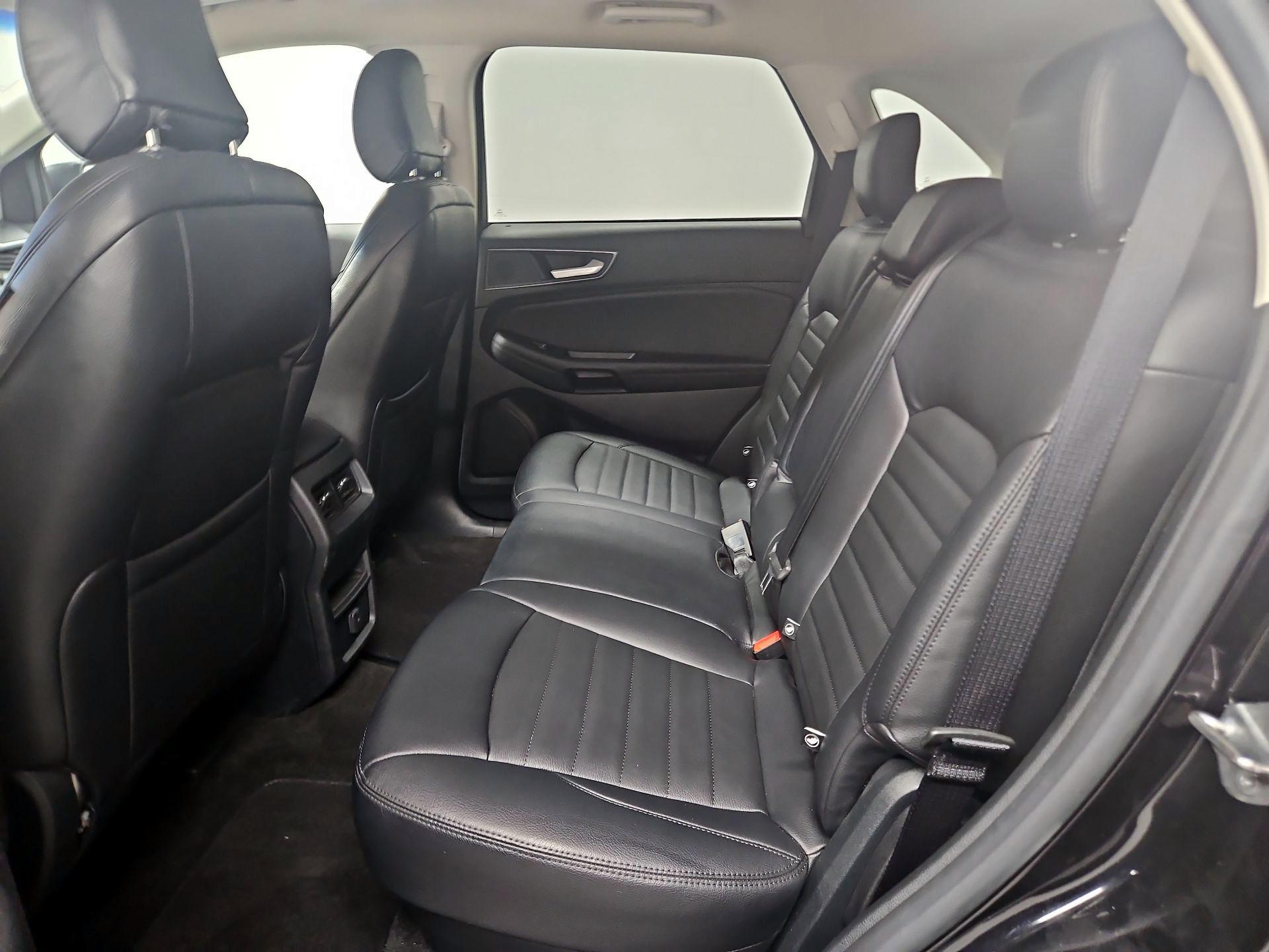 Thumbnail: 2020 Ford Edge - 19