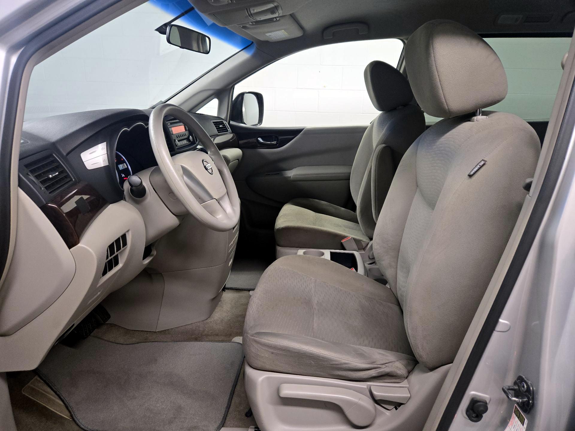 Thumbnail: 2015 Nissan Quest - 11