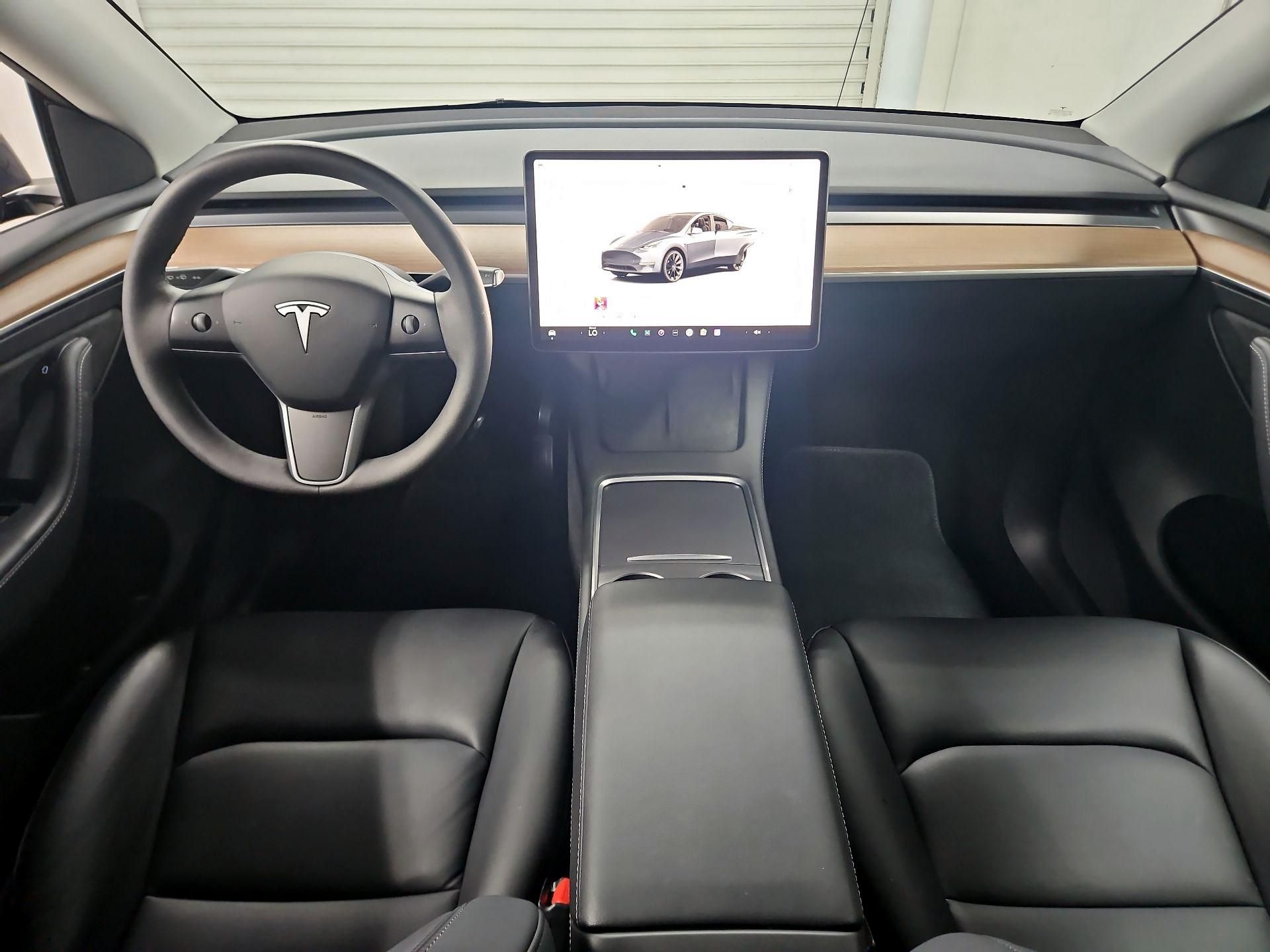 Thumbnail: 2023 Tesla Model Y - 9