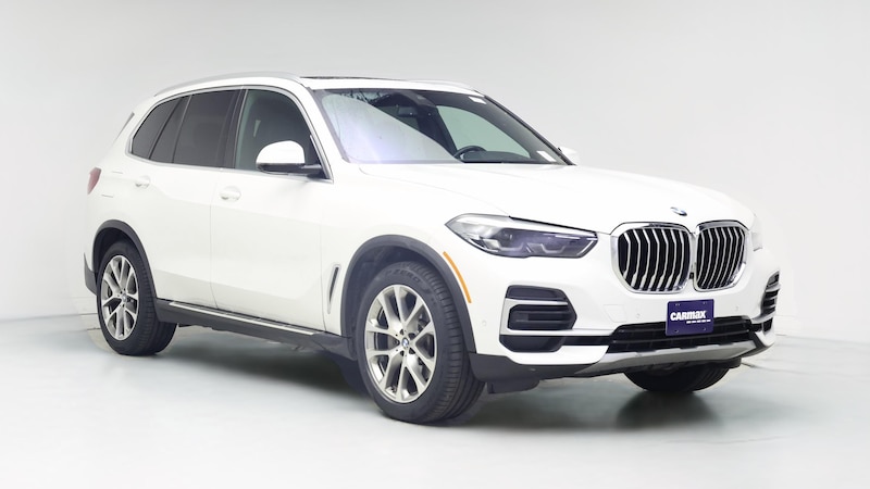 2023 BMW X5 sDrive40i Hero Image