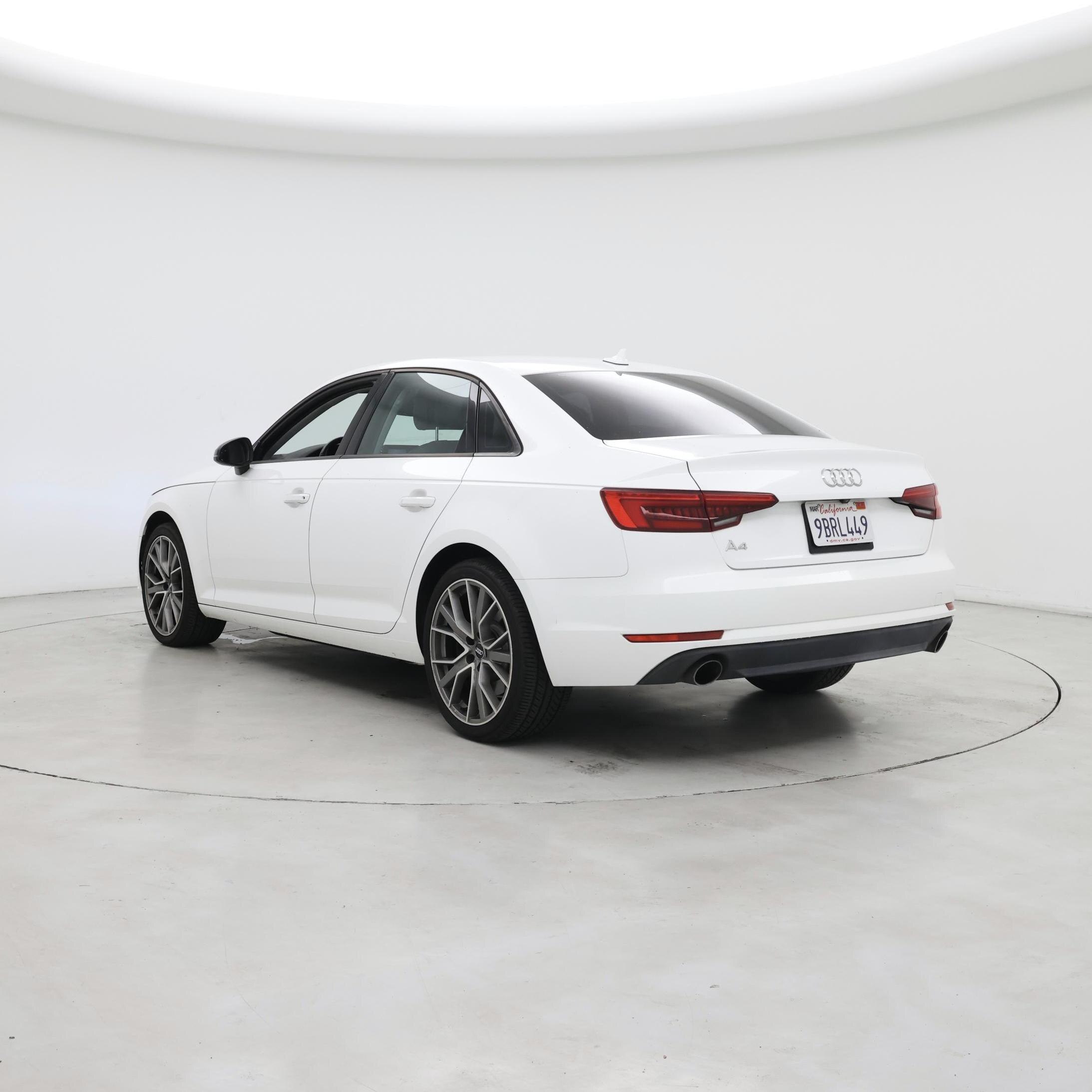Thumbnail: 2017 Audi A4 - 2