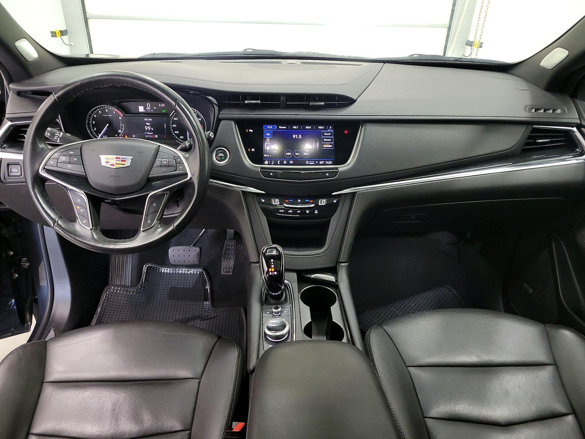 Thumbnail: 2023 Cadillac XT5 - 9