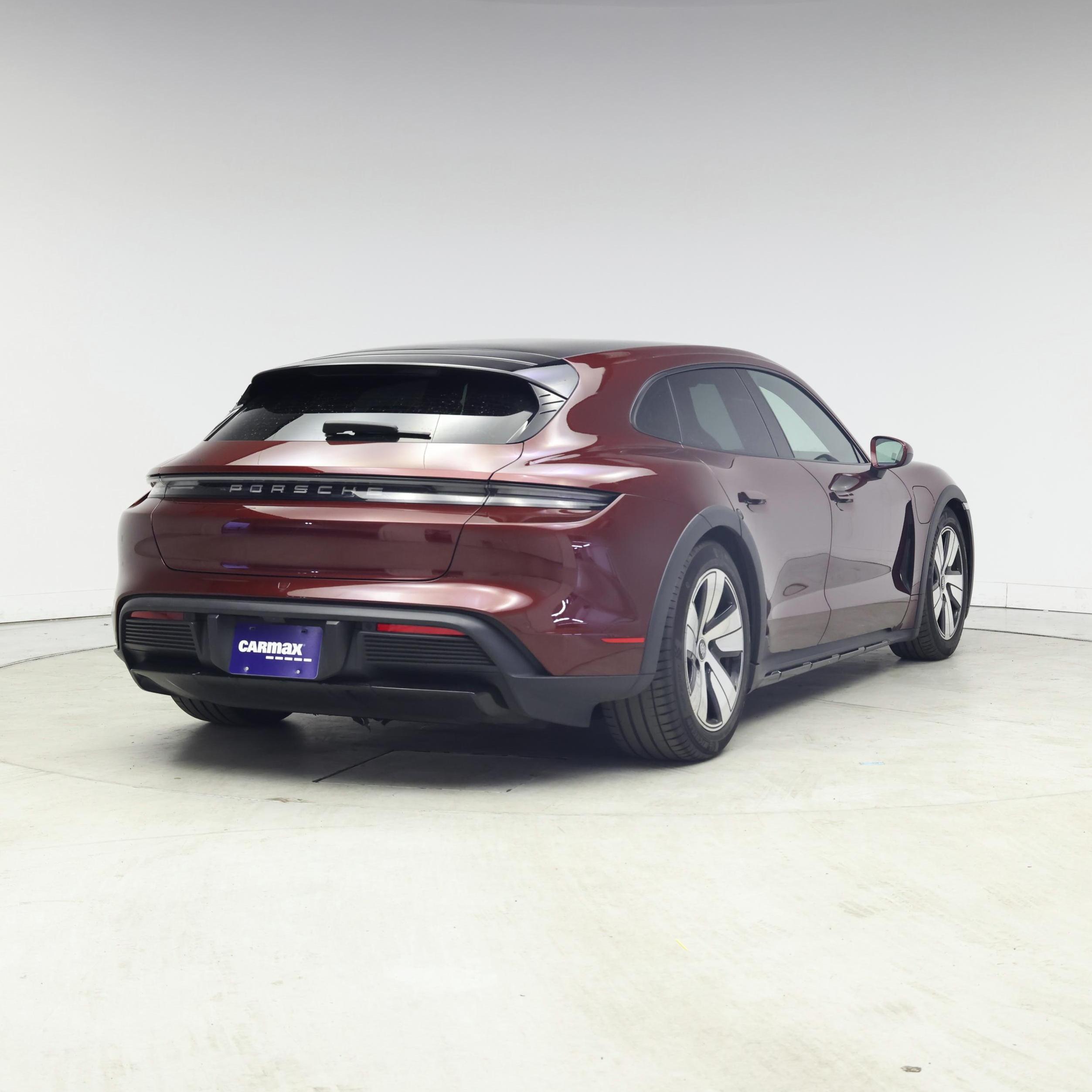 Thumbnail: 2022 Porsche Taycan - 8