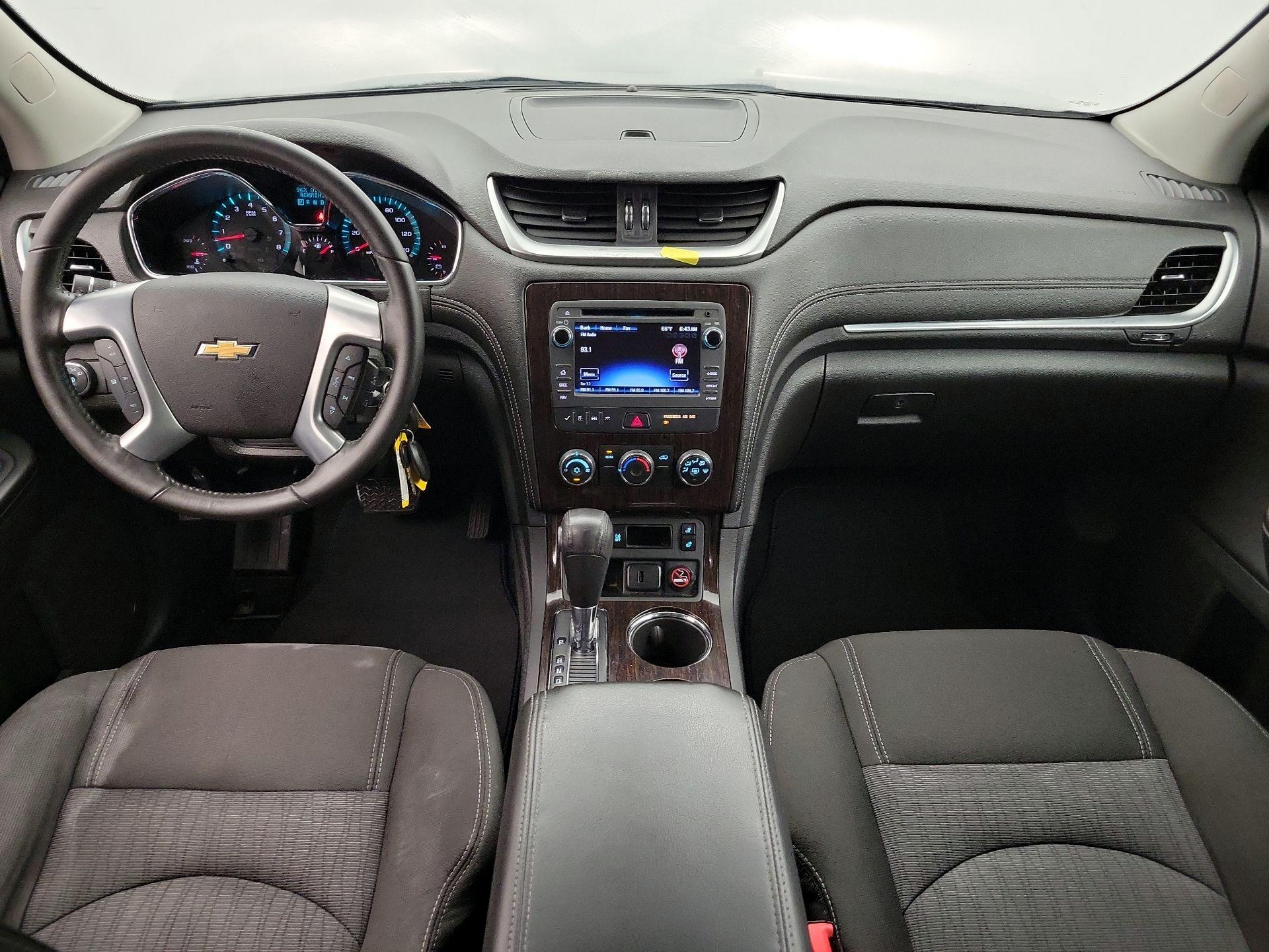 Thumbnail: 2016 Chevrolet Traverse - 9