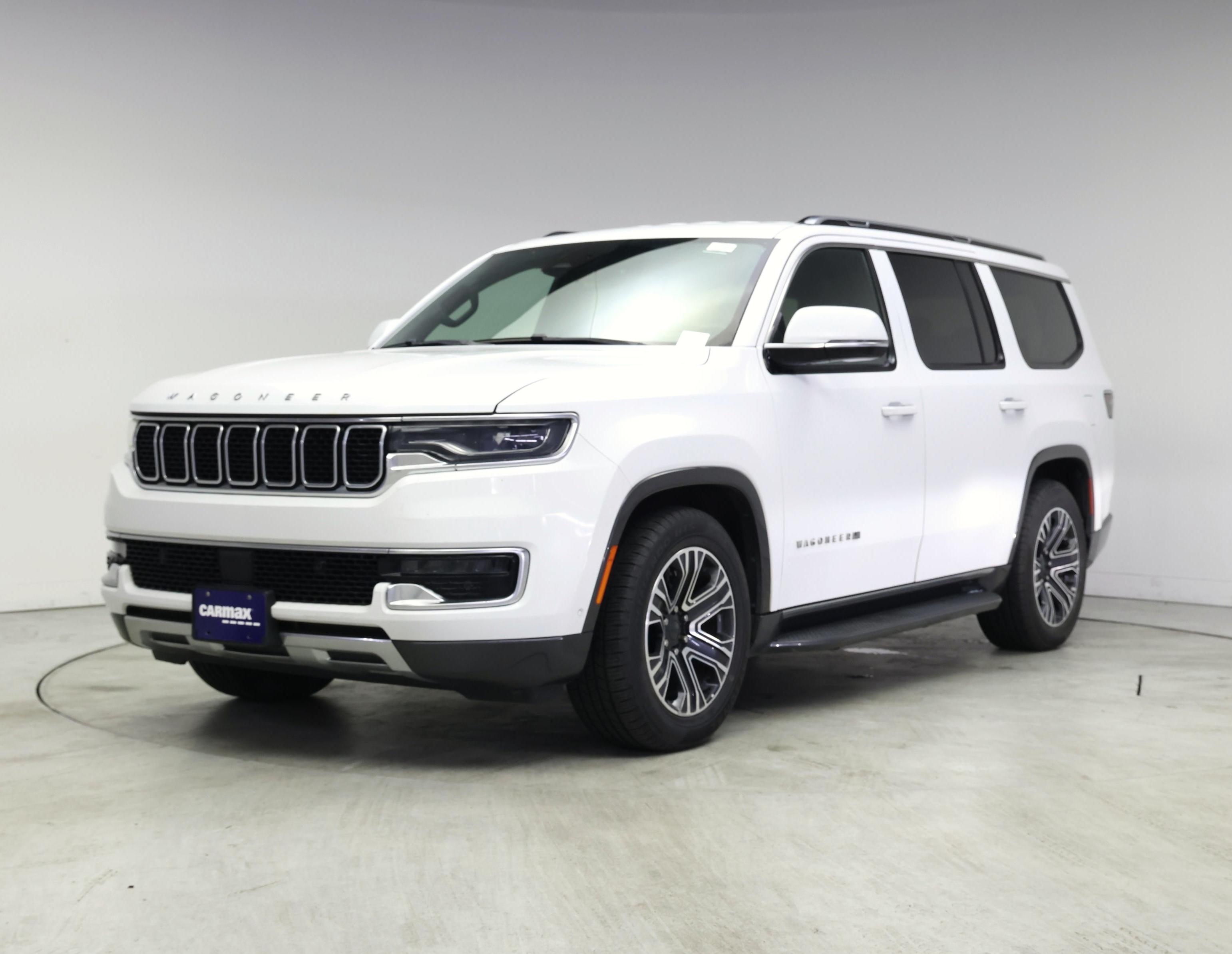 Thumbnail: 2022 Jeep Wagoneer - 4