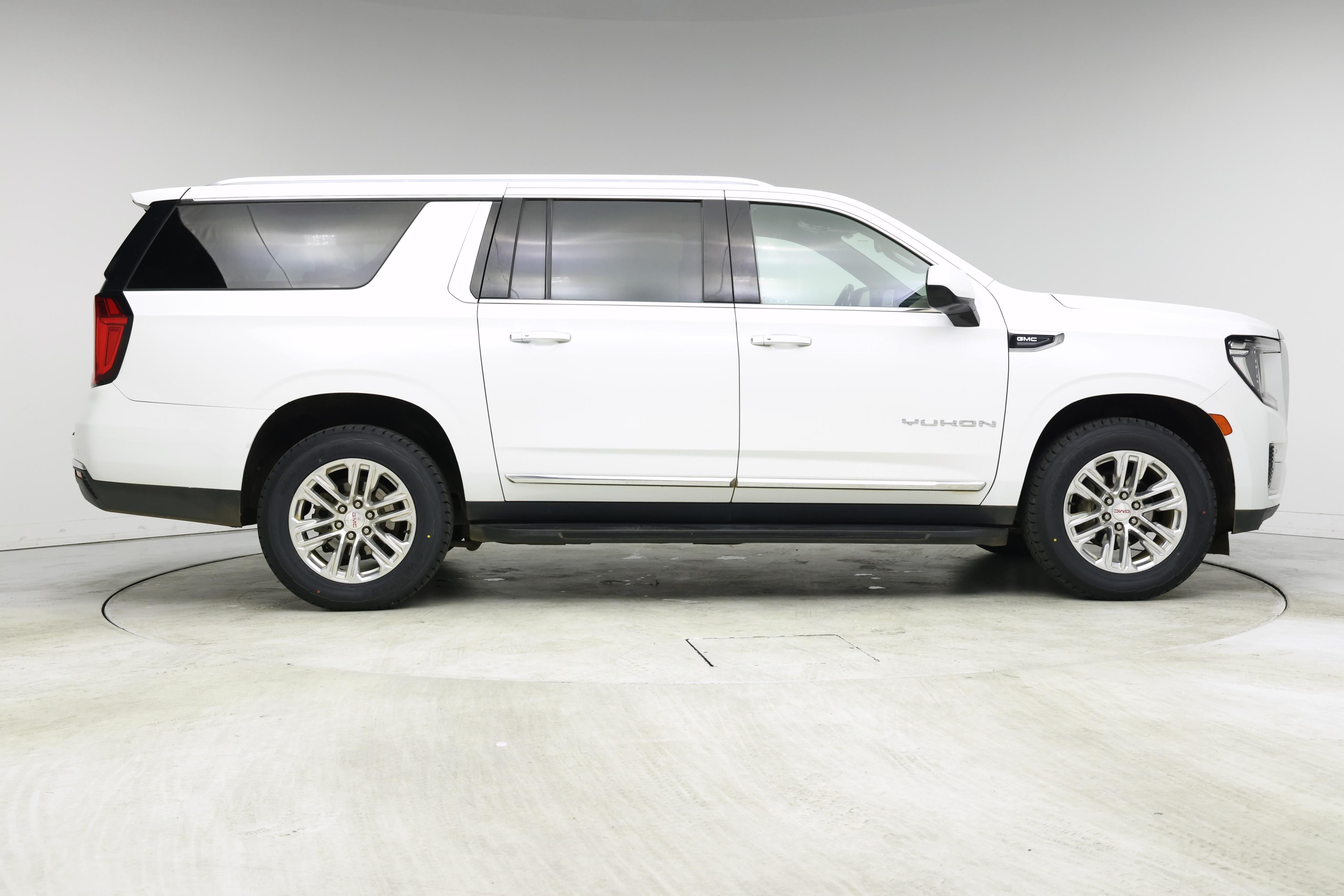 Thumbnail: 2021 GMC Yukon XL - 7