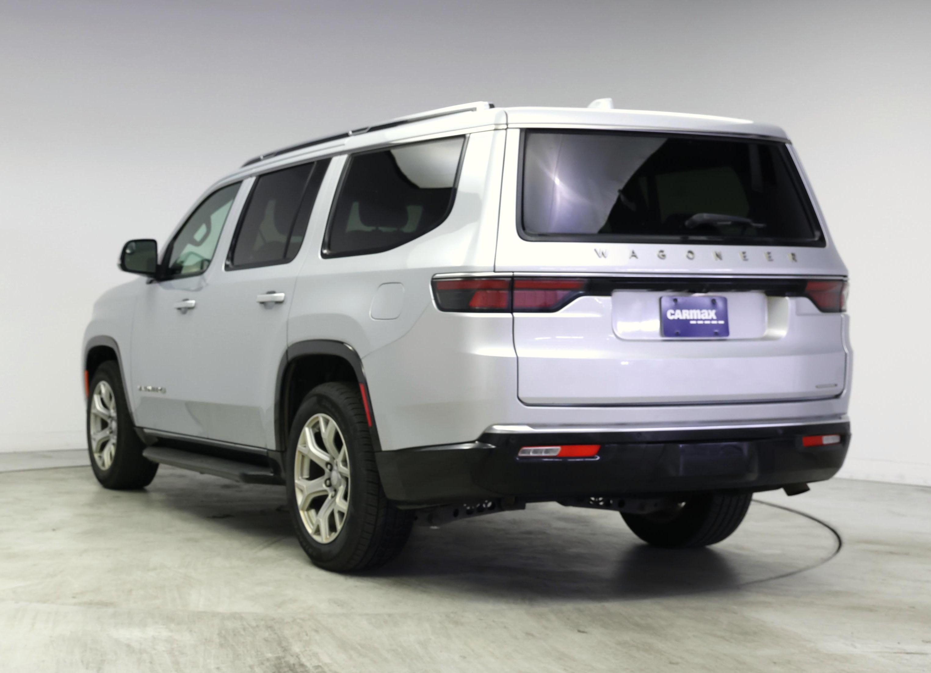 Thumbnail: 2022 Jeep Wagoneer - 2